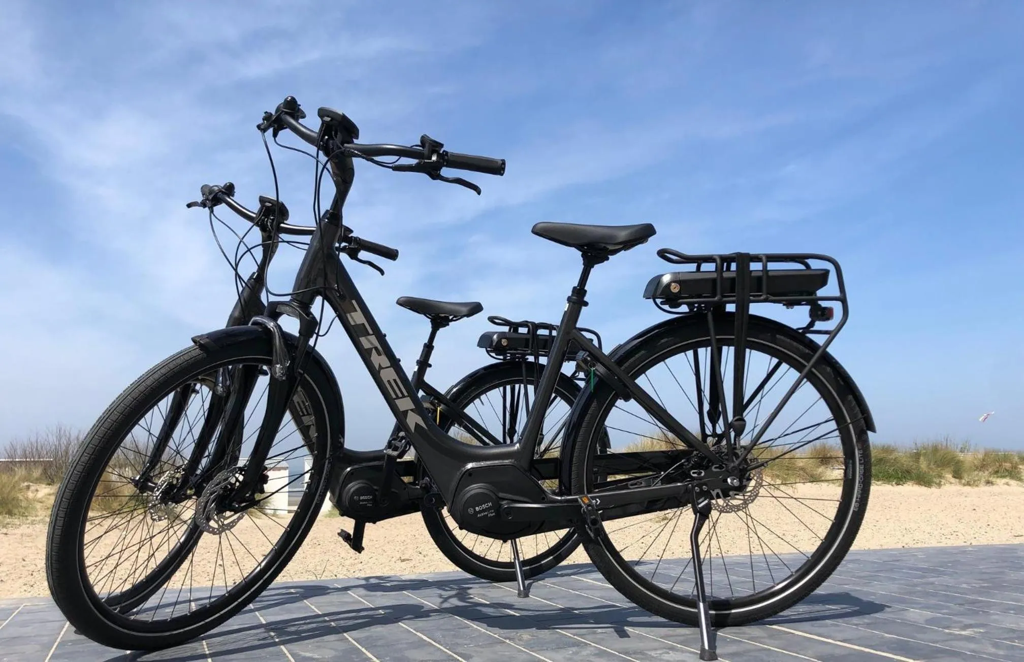 Cycling in Cosmopolite Hotel Nieuwpoort-Bad