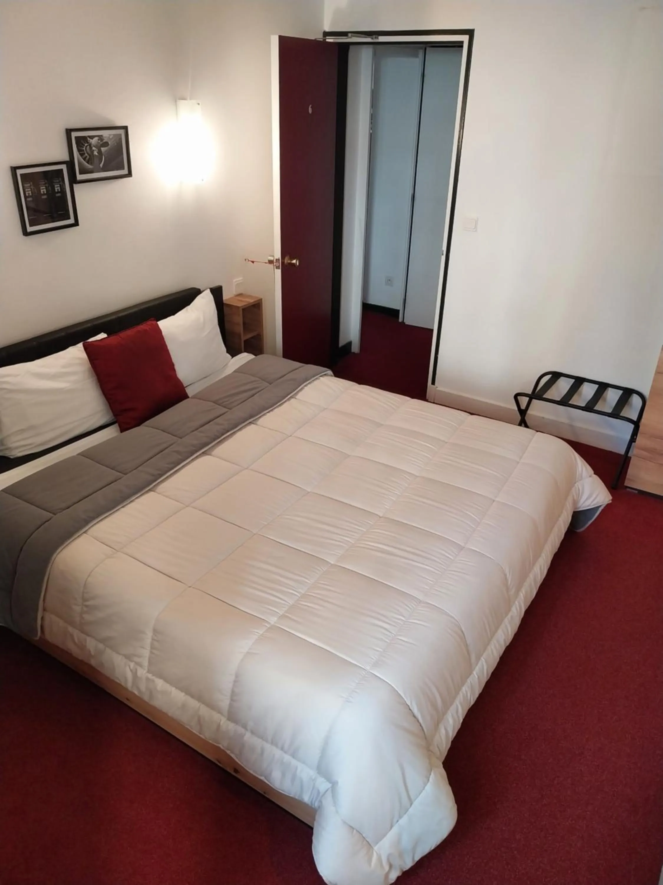 Garden view in Hôtel Jean XXII