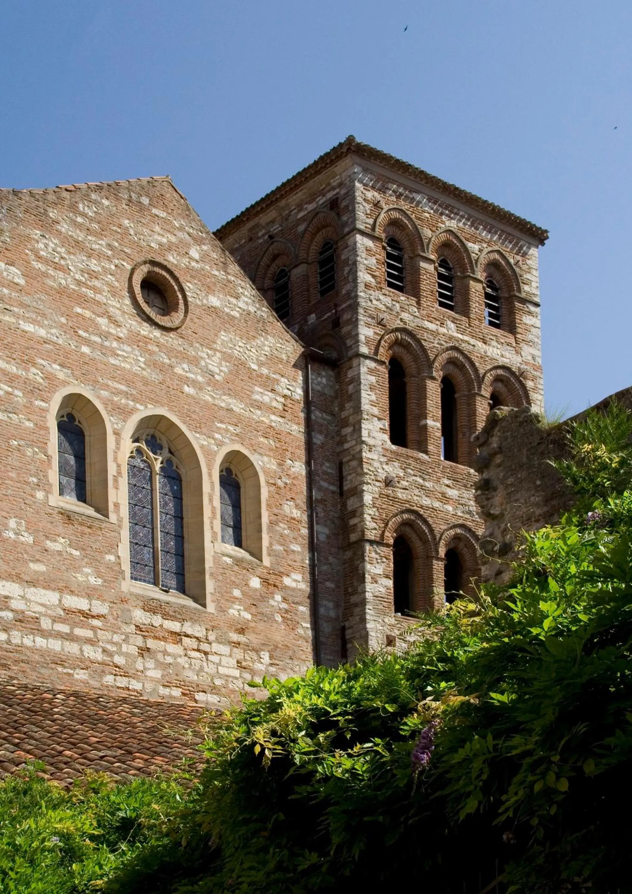 Garden view in Hôtel Jean XXII