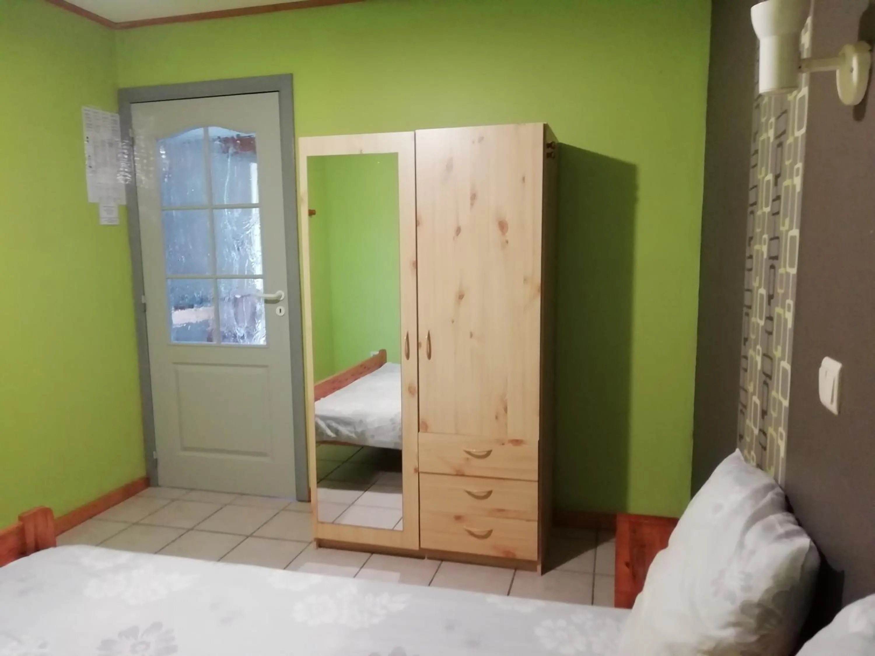 Bedroom, Bed in Hotel Dry Les Courtis