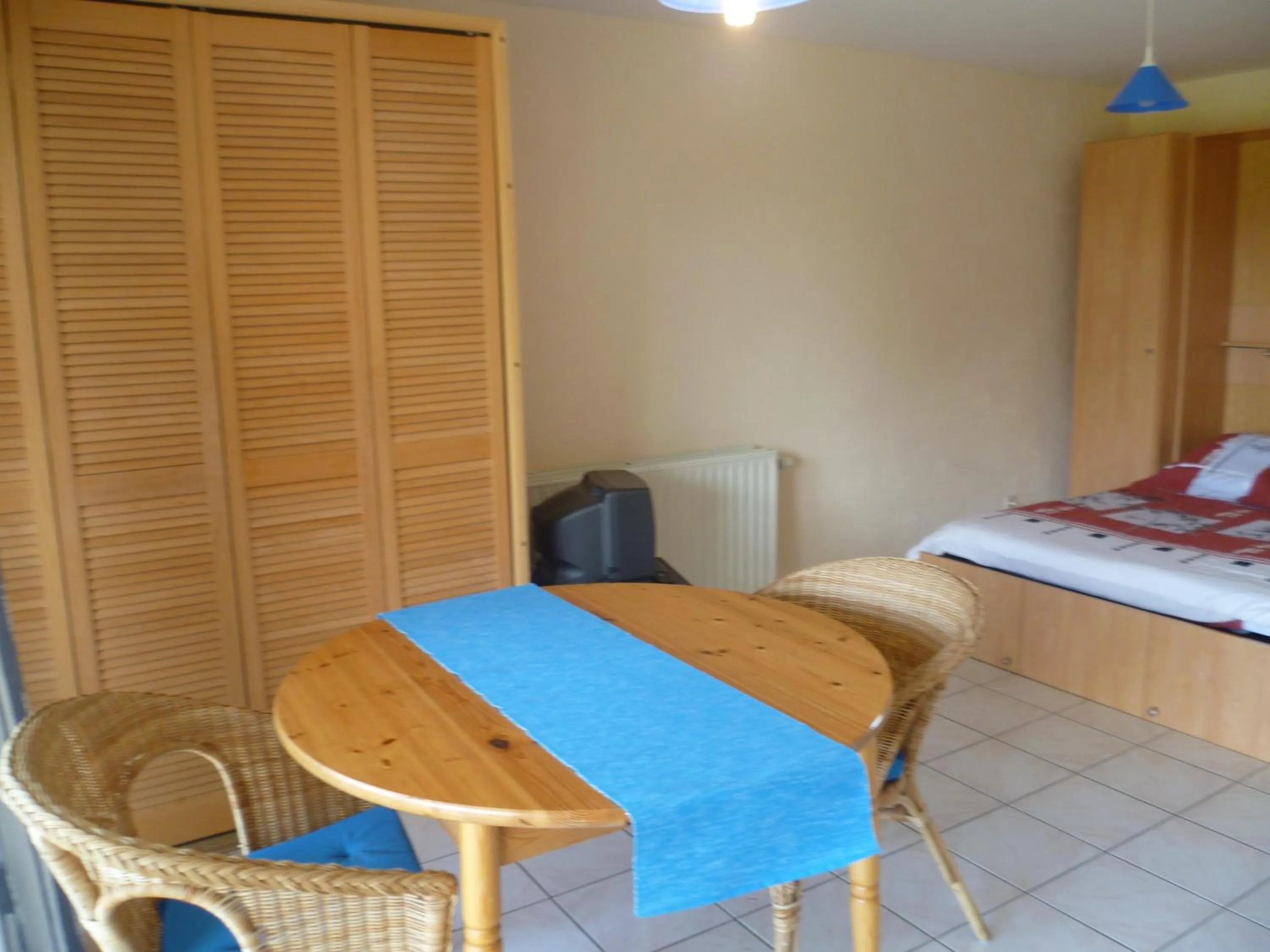 Dining area, Bed in Hotel Dry Les Courtis