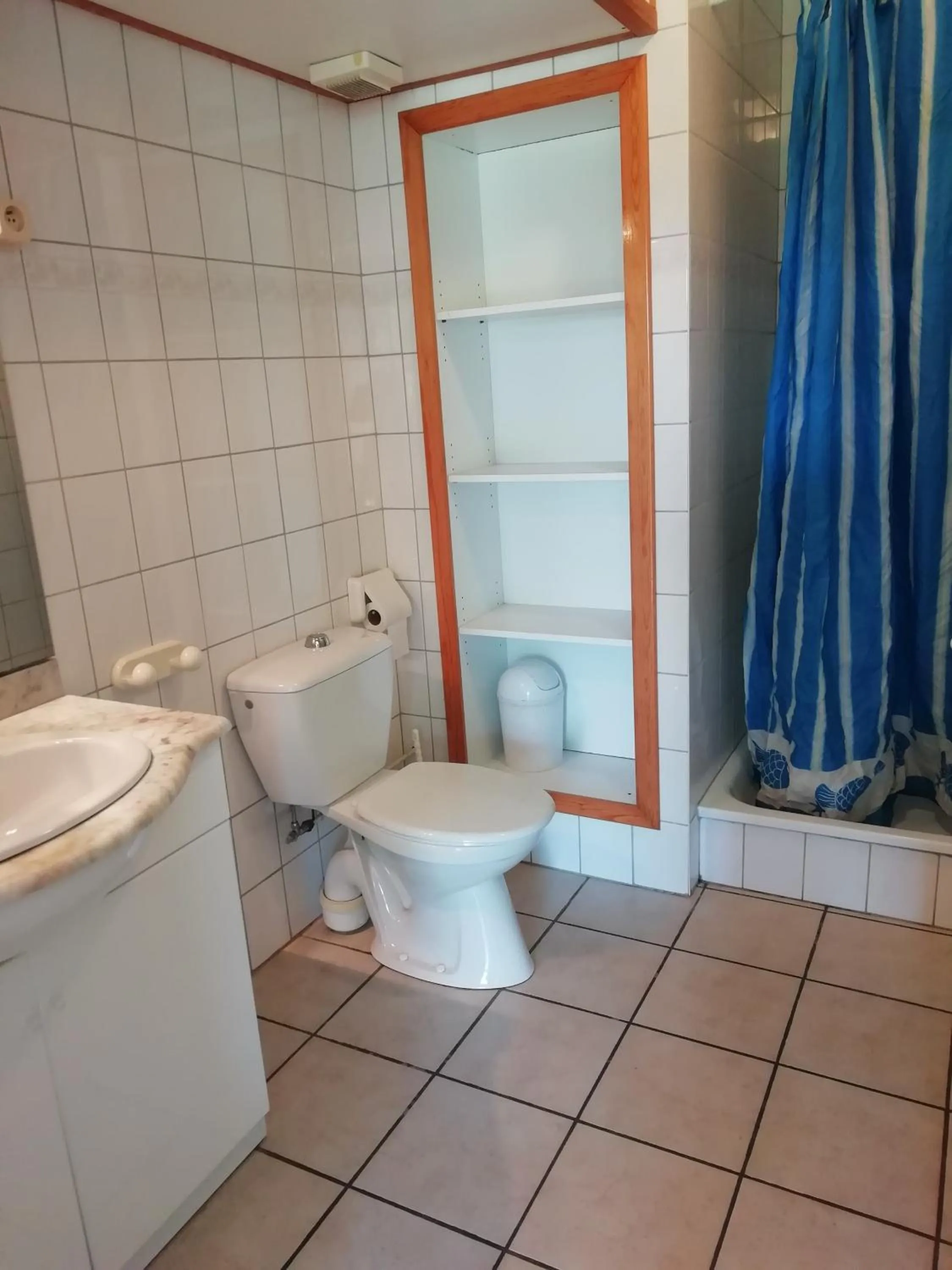 Bathroom in Hotel Dry Les Courtis