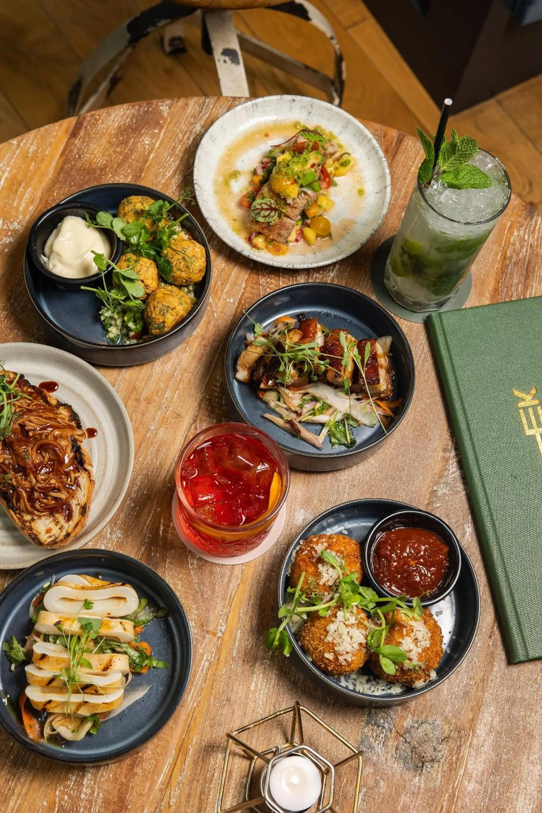 Restaurant/places to eat in CitySuites Aparthotel