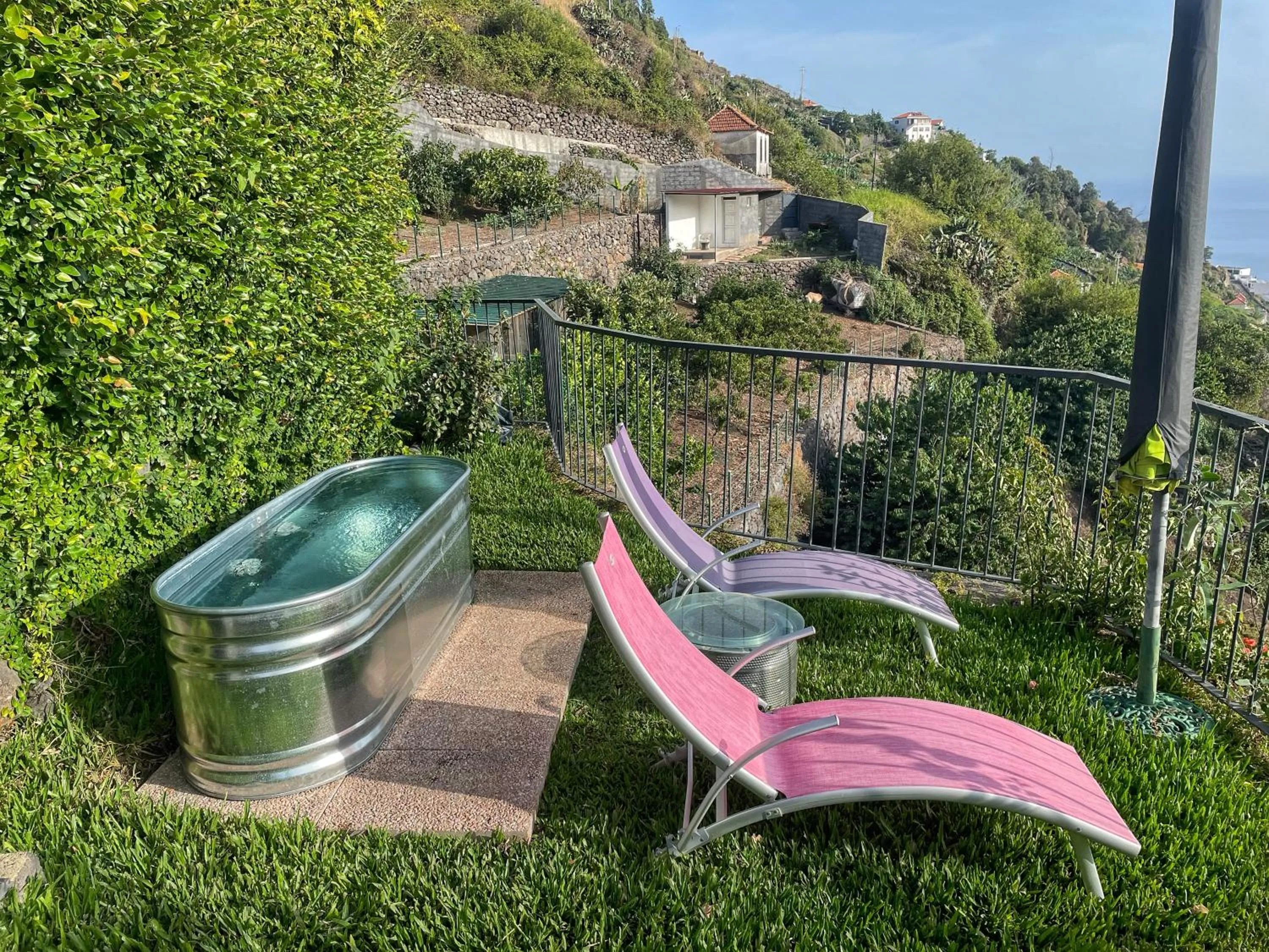 Open Air Bath in Quinta Terezinha