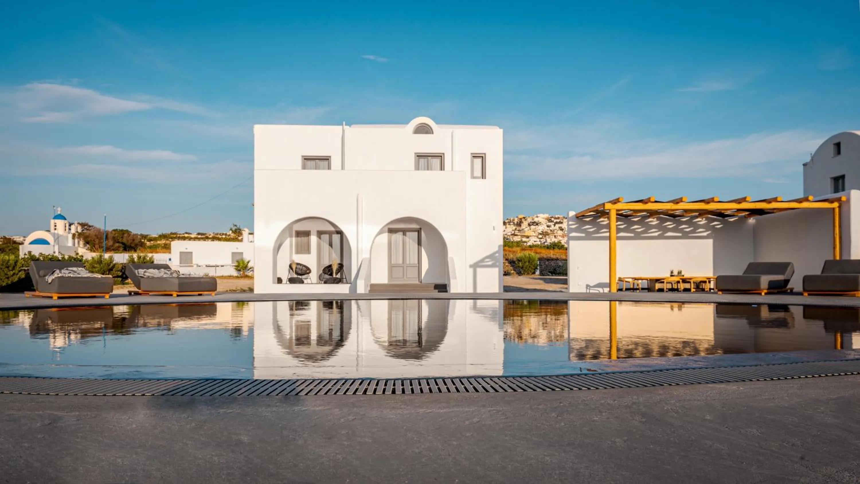 Property building in Saint Apostles Villas