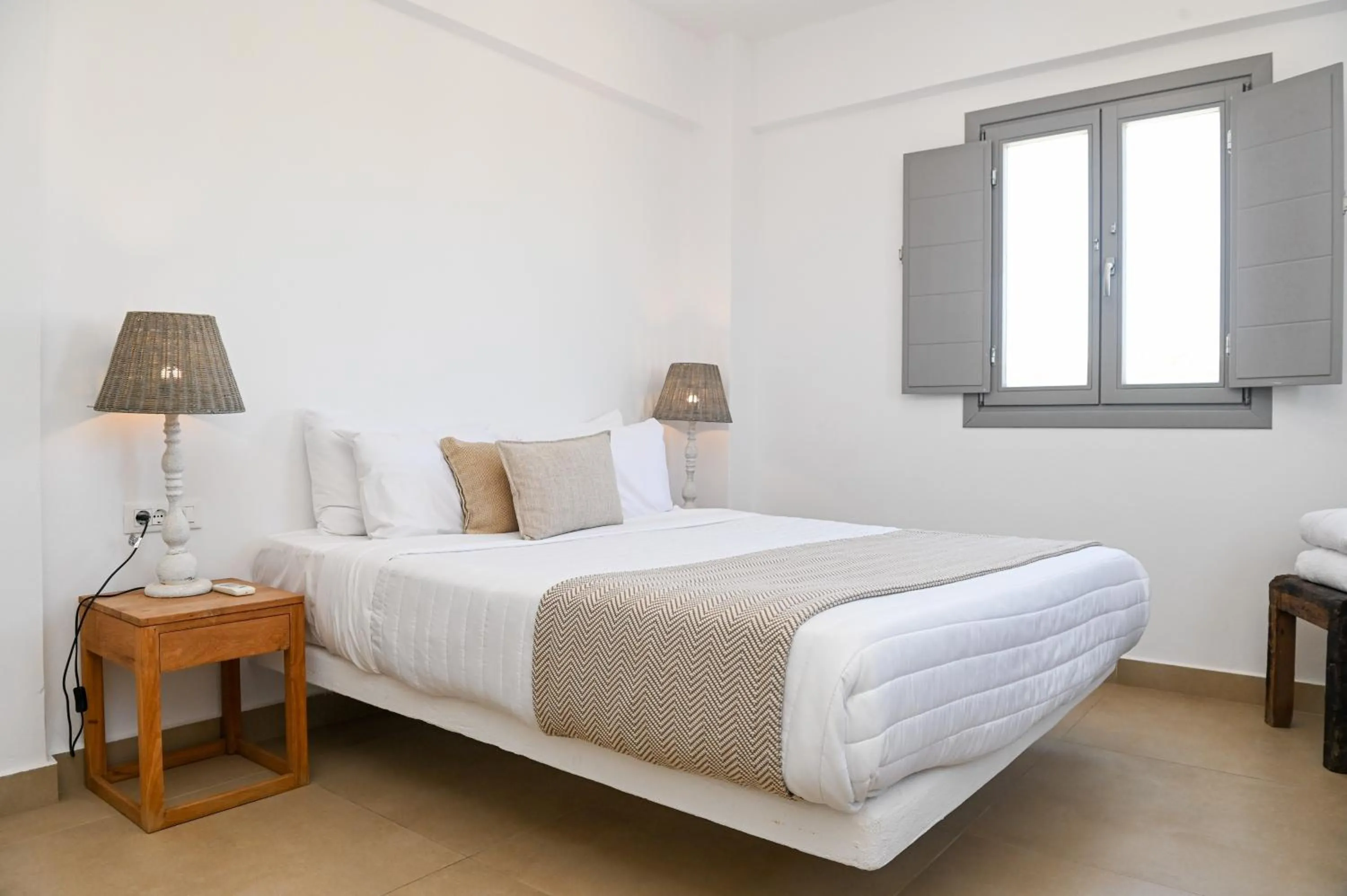 Bedroom, Bed in Saint Apostles Villas
