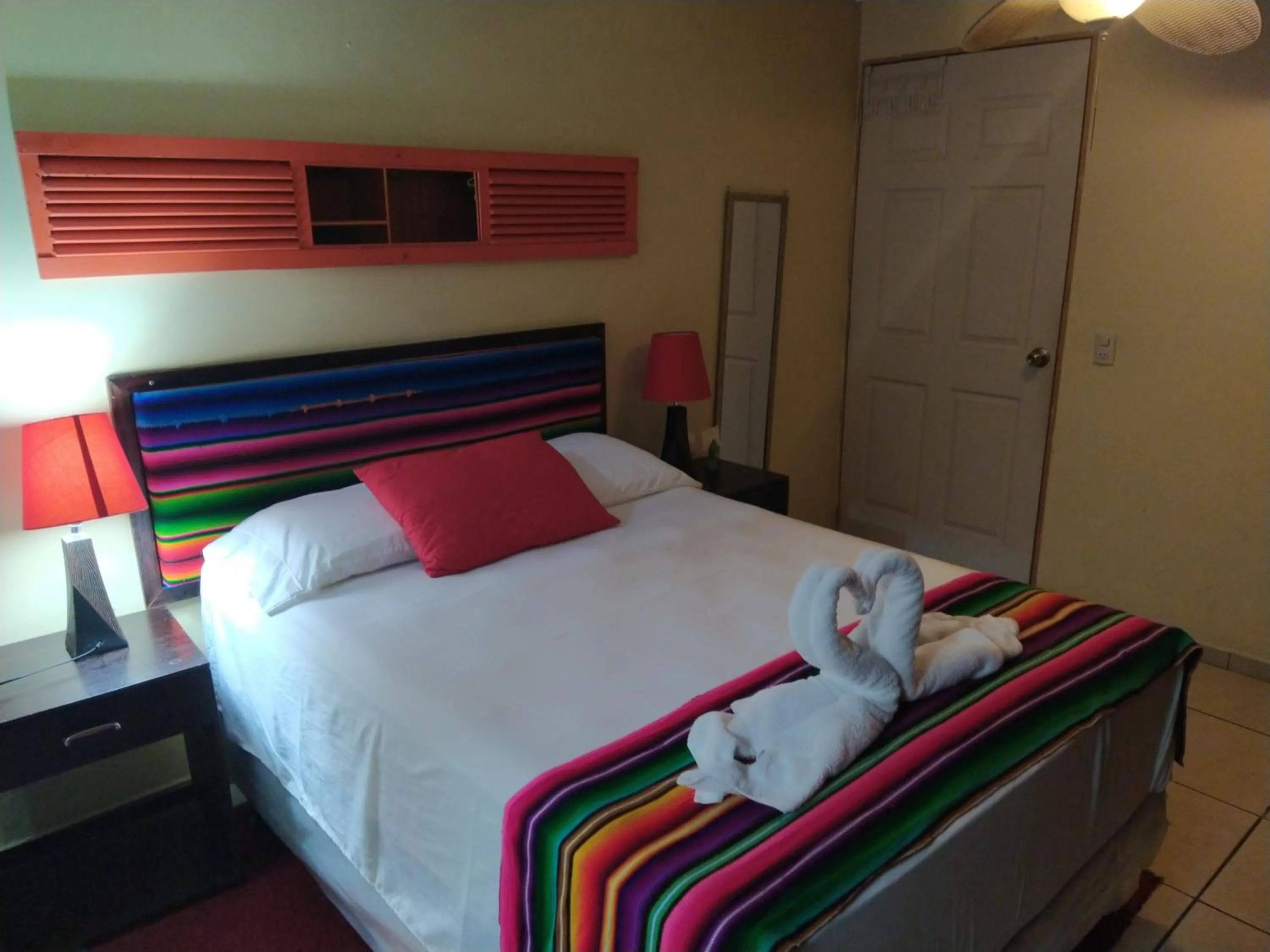 Other, Bed in Hotel Antiguo