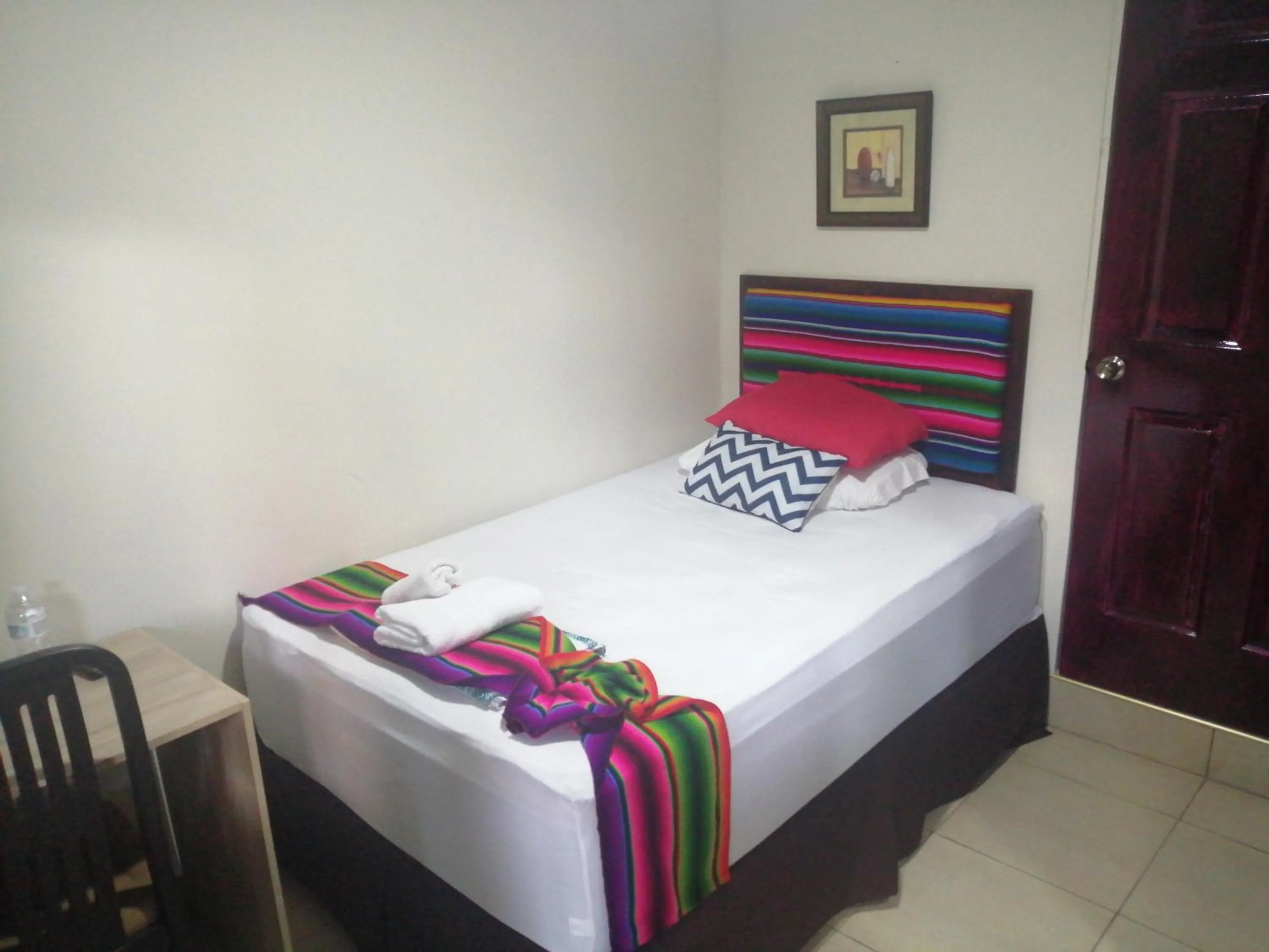 Photo of the whole room, Bed in Hotel Antiguo