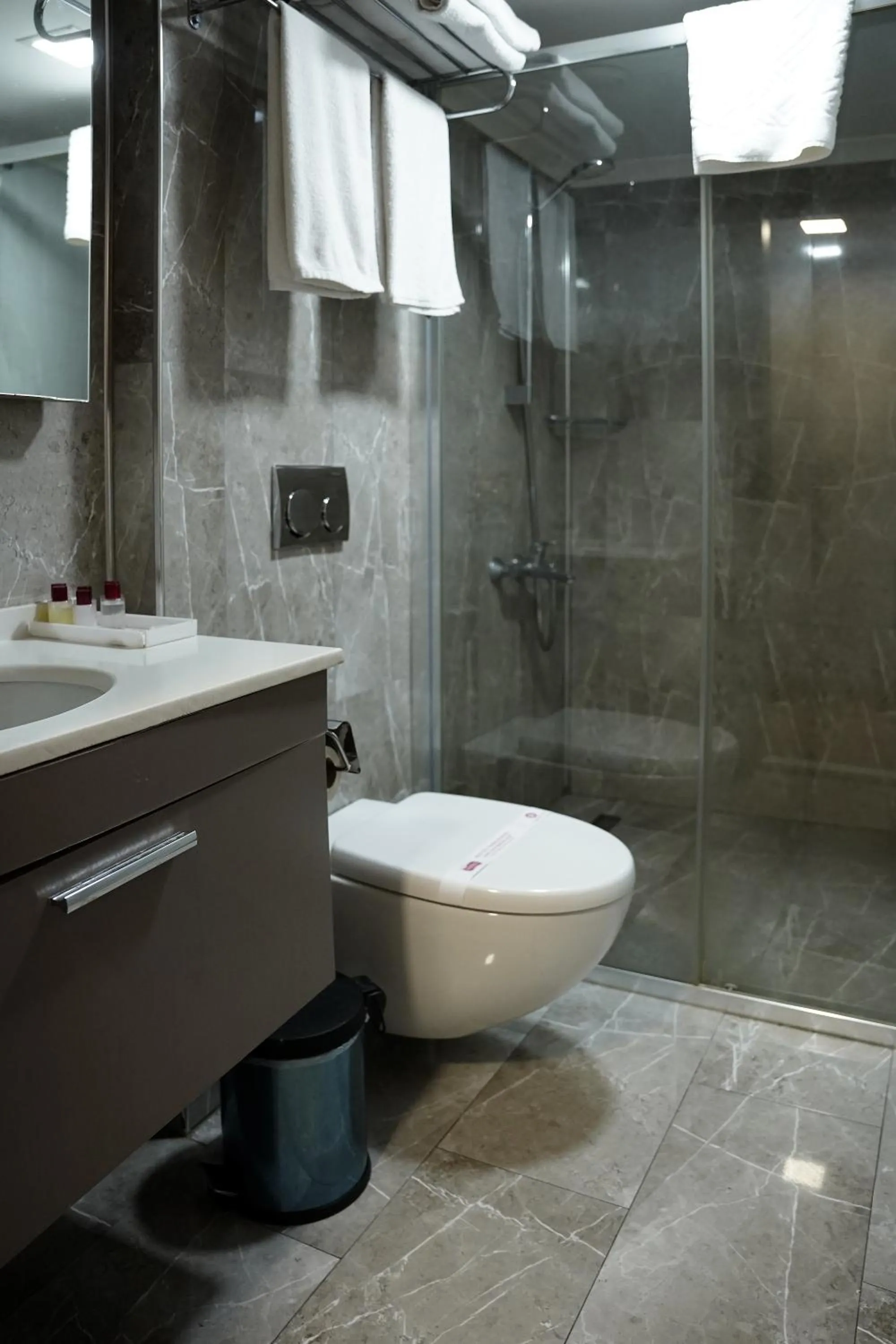 Bathroom in Enerji Otel