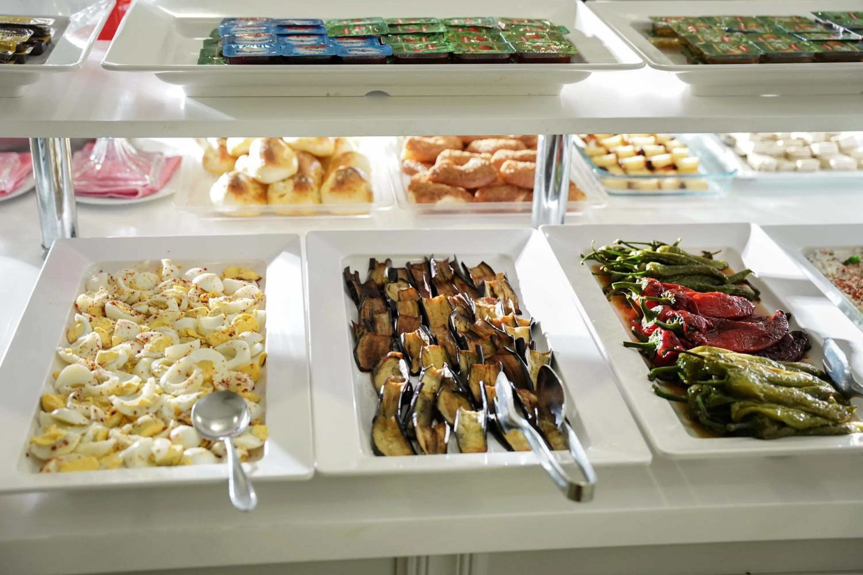 Buffet breakfast in Enerji Otel