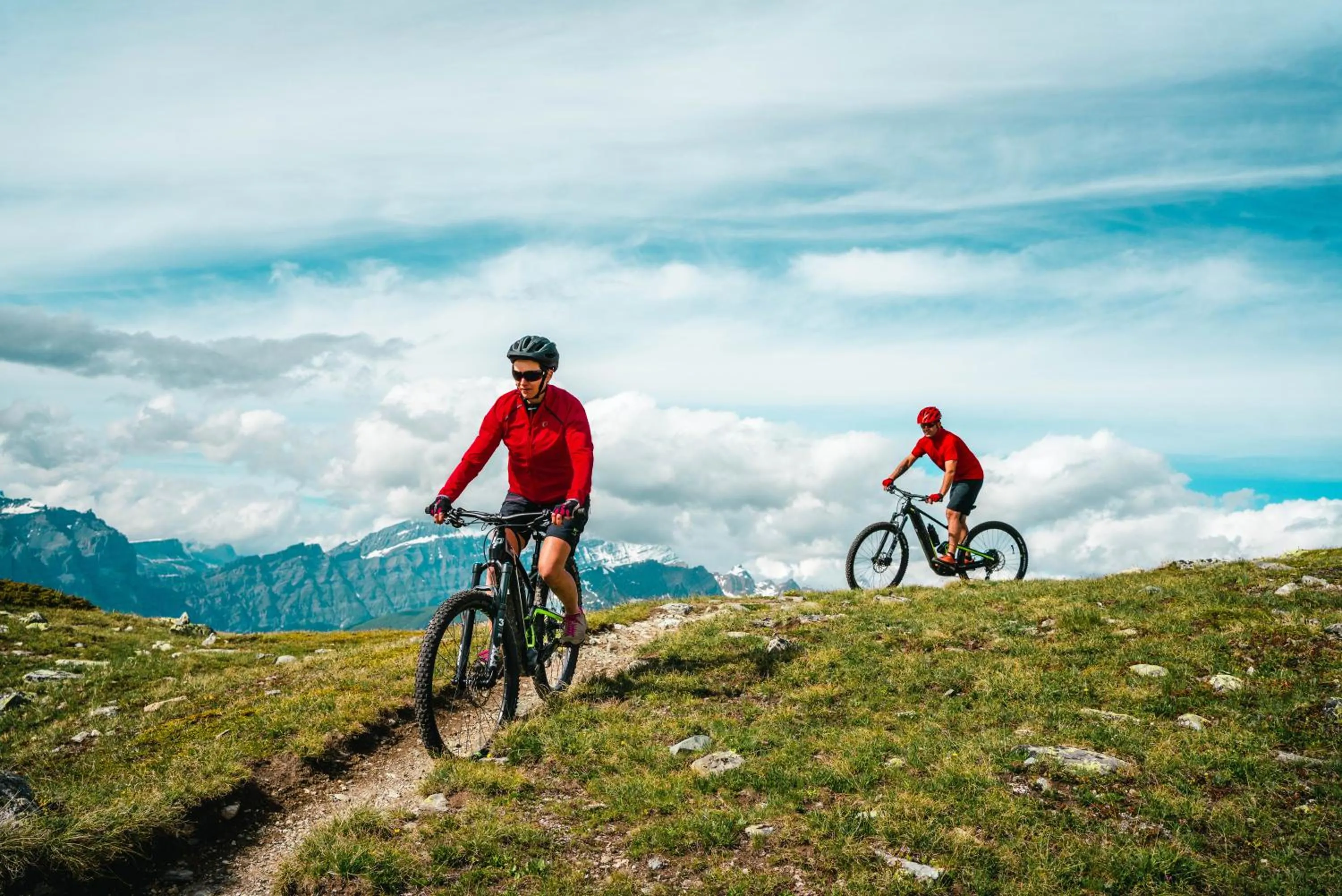 Cycling in Chandolin Boutique Hotel