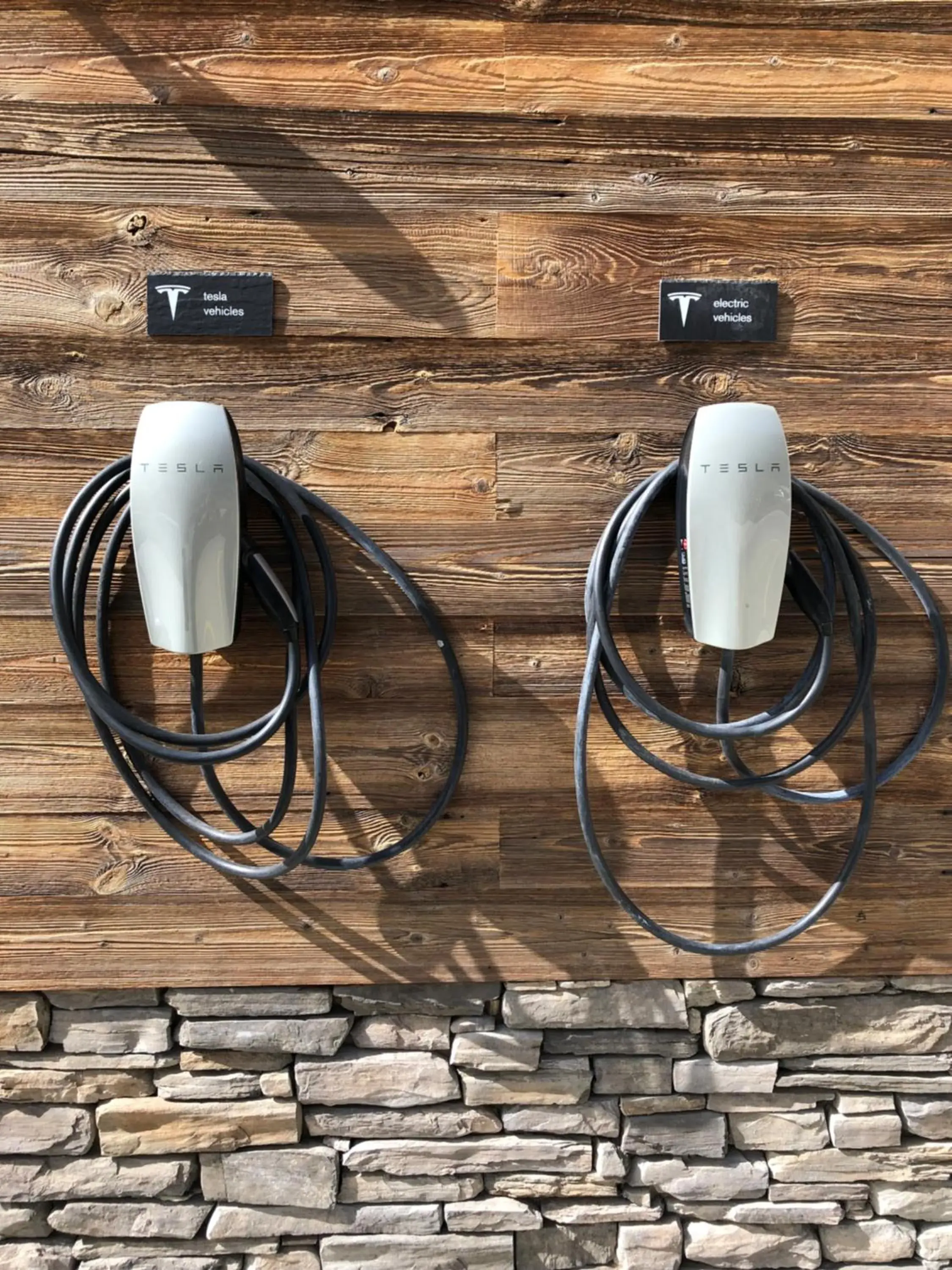 Facade/entrance in Chandolin Boutique Hotel Facade/entrance in Chandolin Boutique Hotel