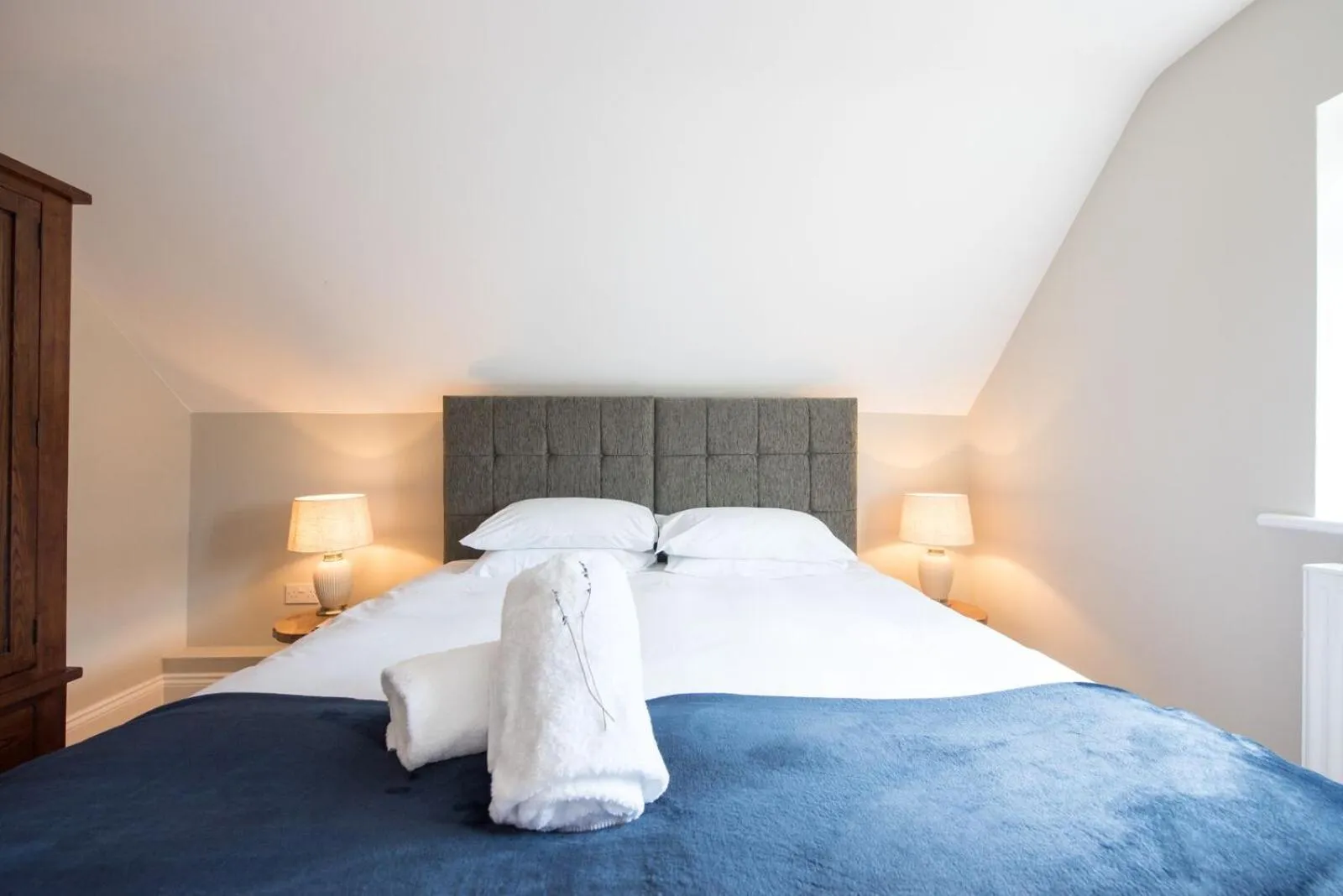 Bed in The Lodge at Broadway