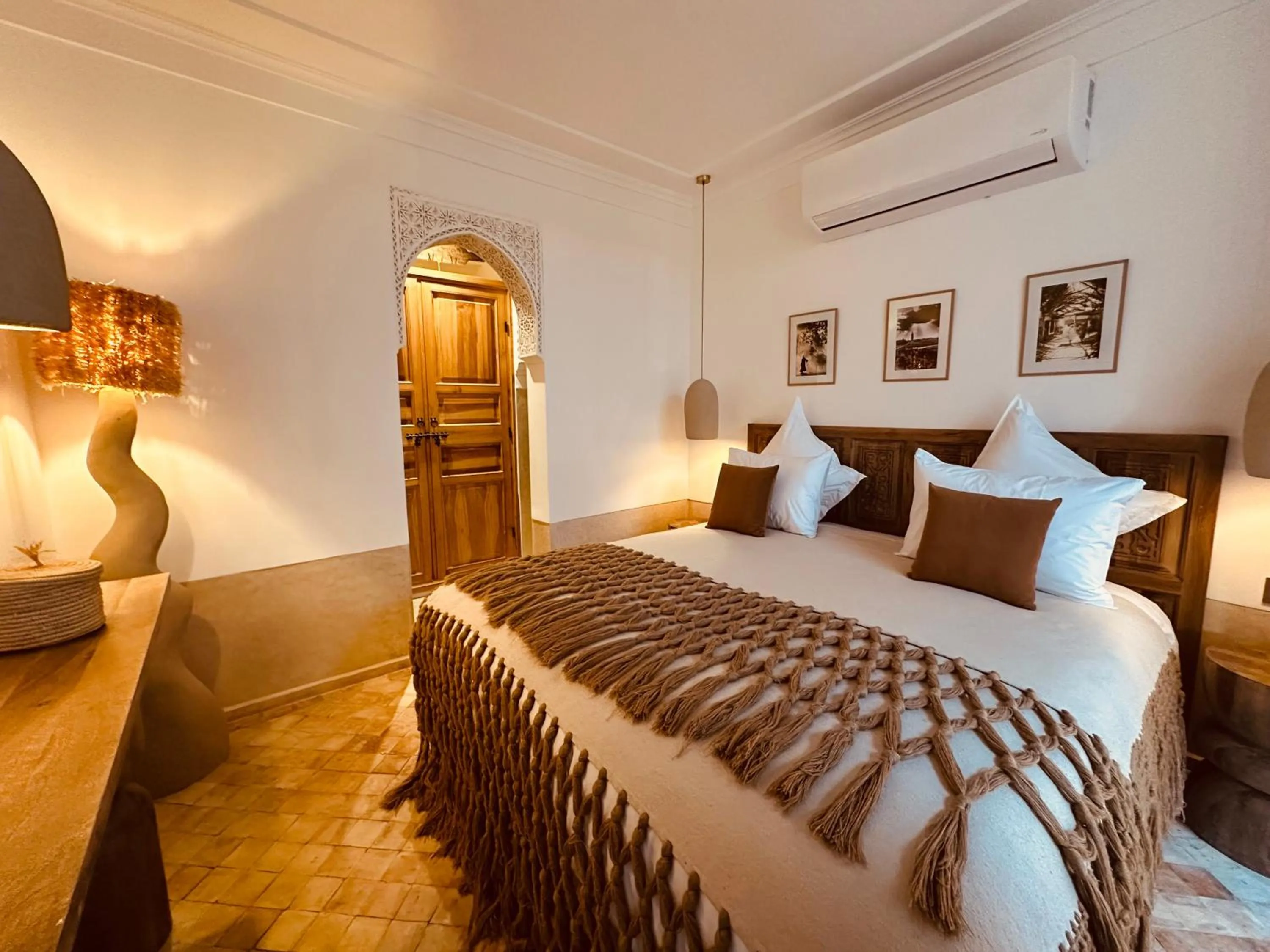 Bedroom, Bed in Riad Jardin Des Sens & Spa