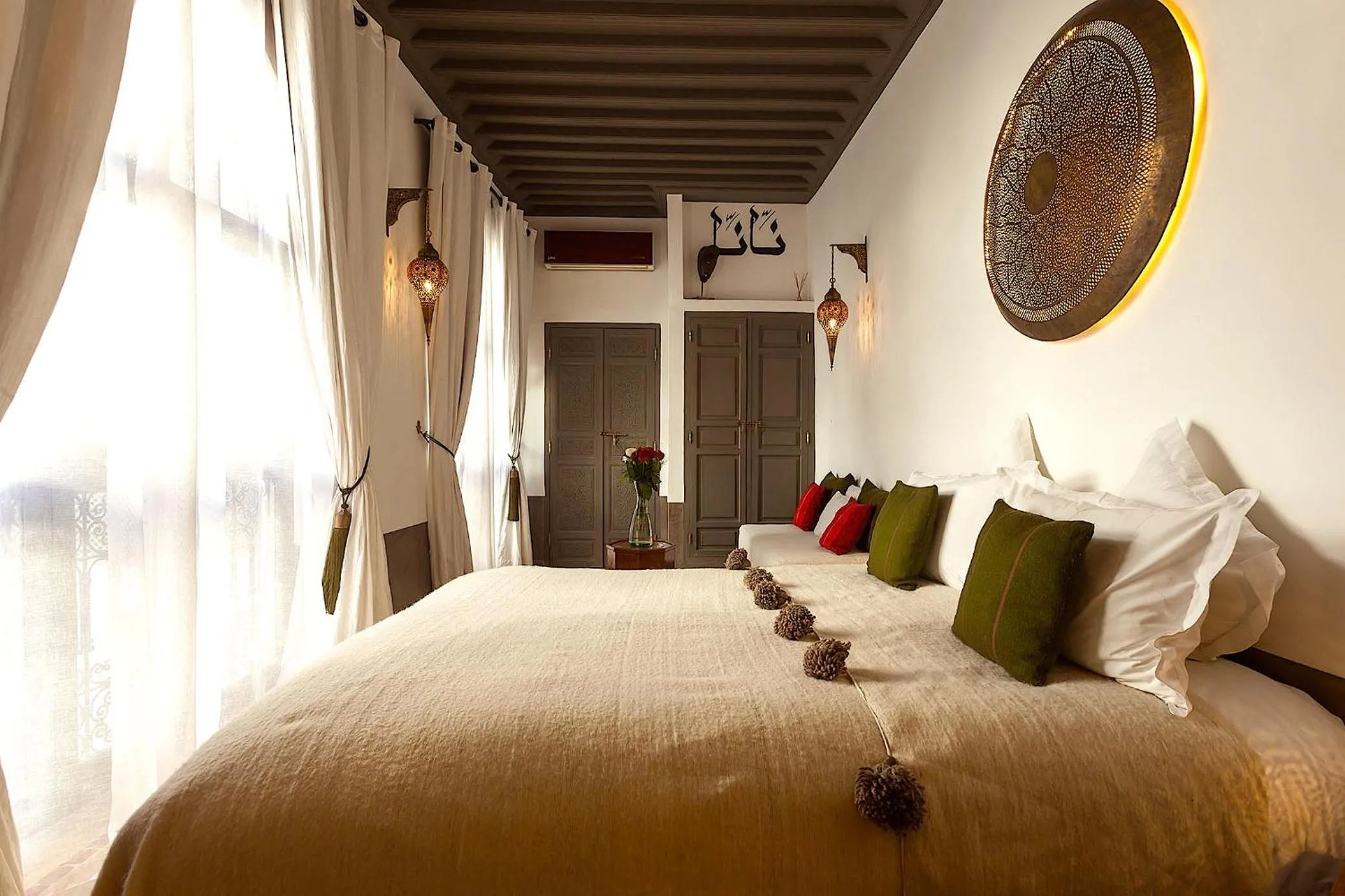 Photo of the whole room, Bed in Riad Jardin Des Sens & Spa