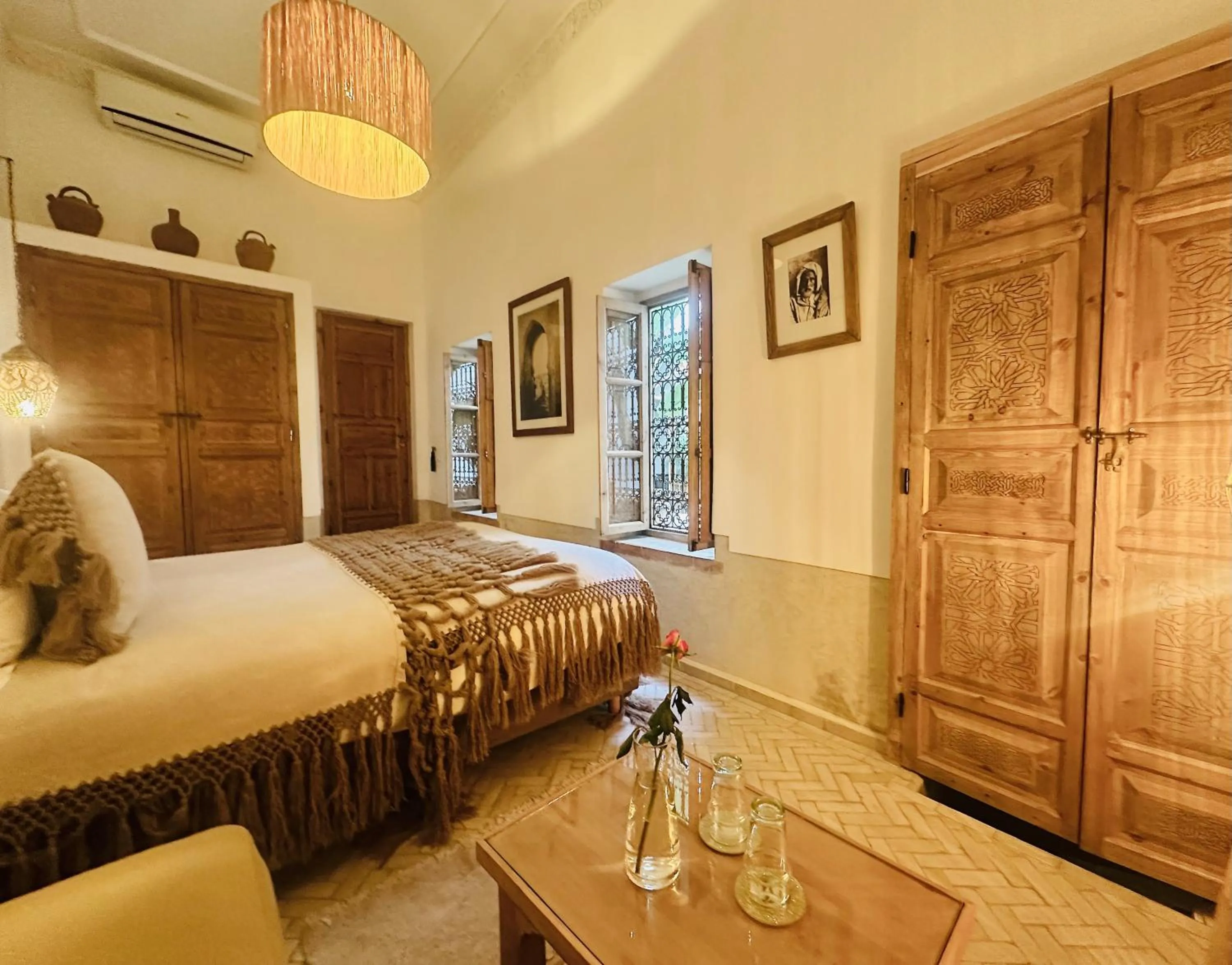 Photo of the whole room, Bed in Riad Jardin Des Sens & Spa