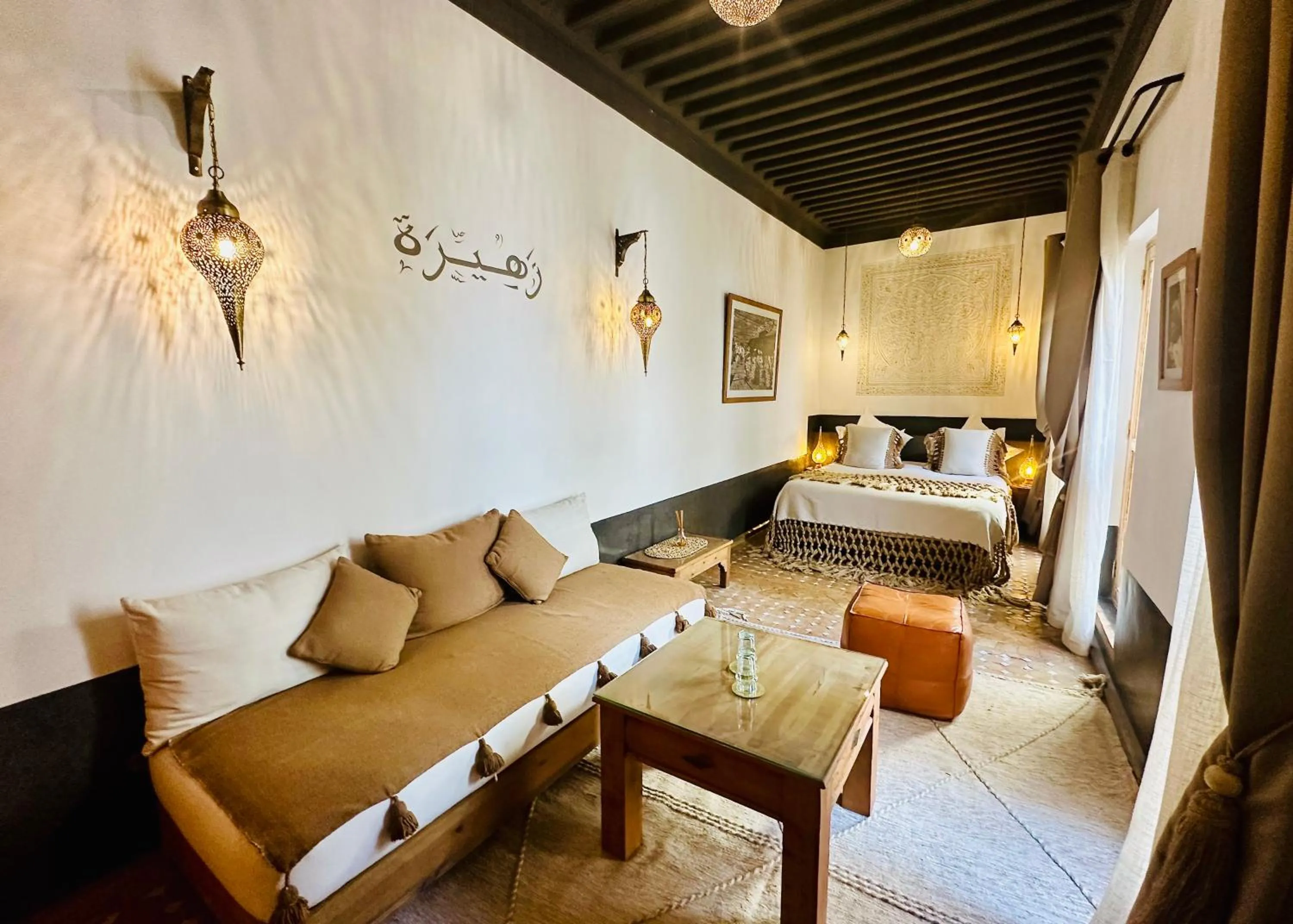 Photo of the whole room, Bed in Riad Jardin Des Sens & Spa