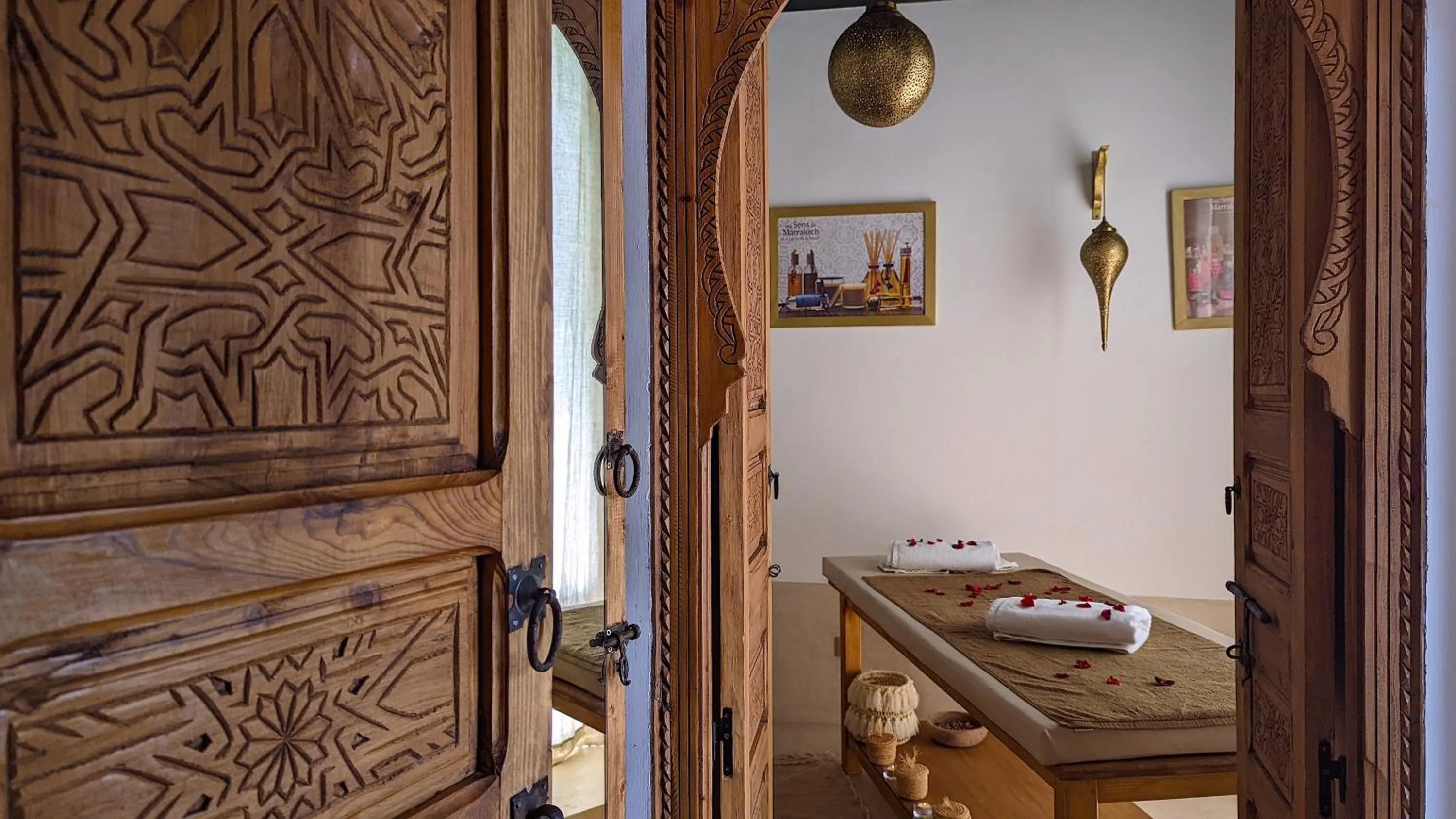 Massage, Bed in Riad Jardin Des Sens & Spa