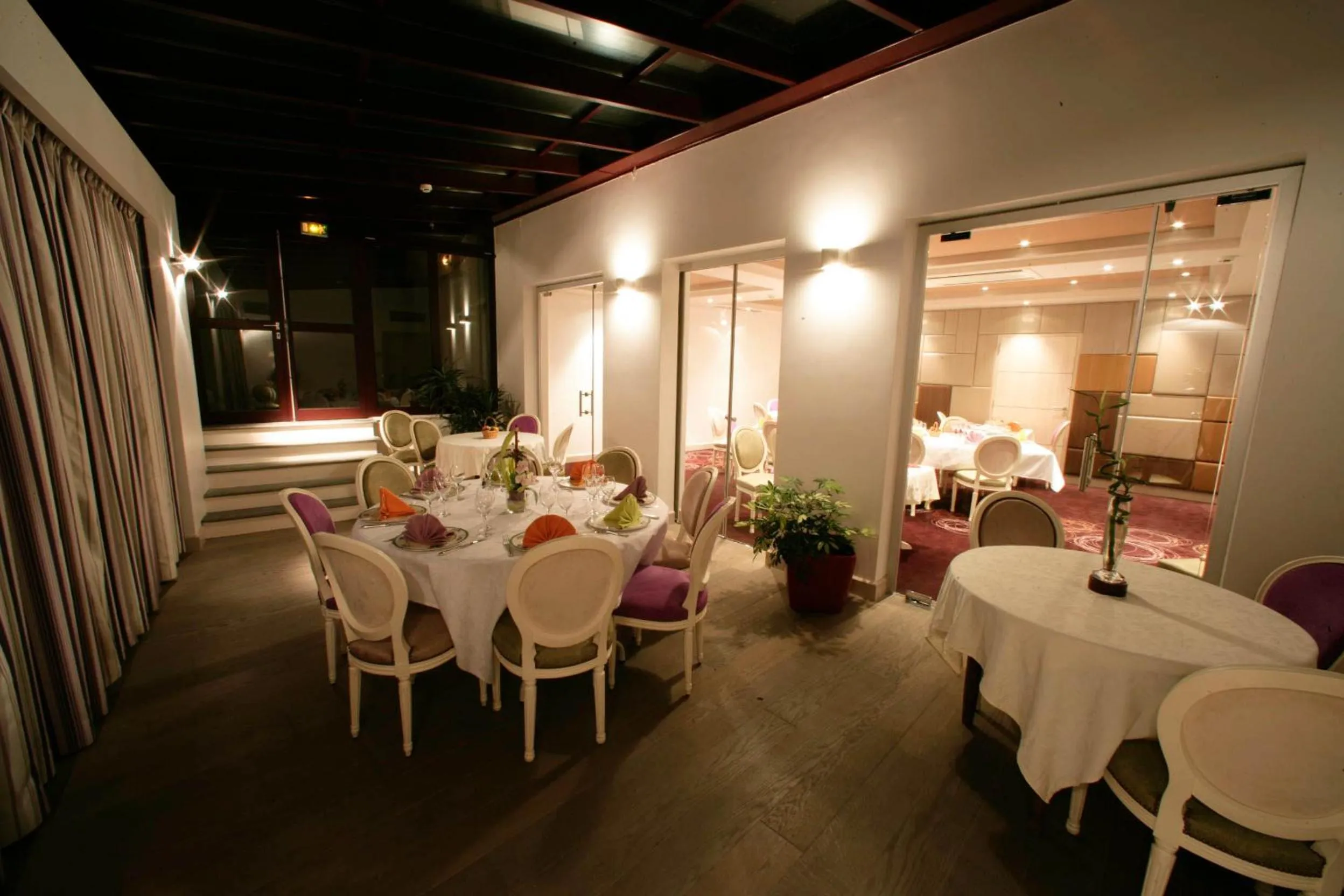 Restaurant/places to eat in Logis Hôtel Restaurant Le Fruitier