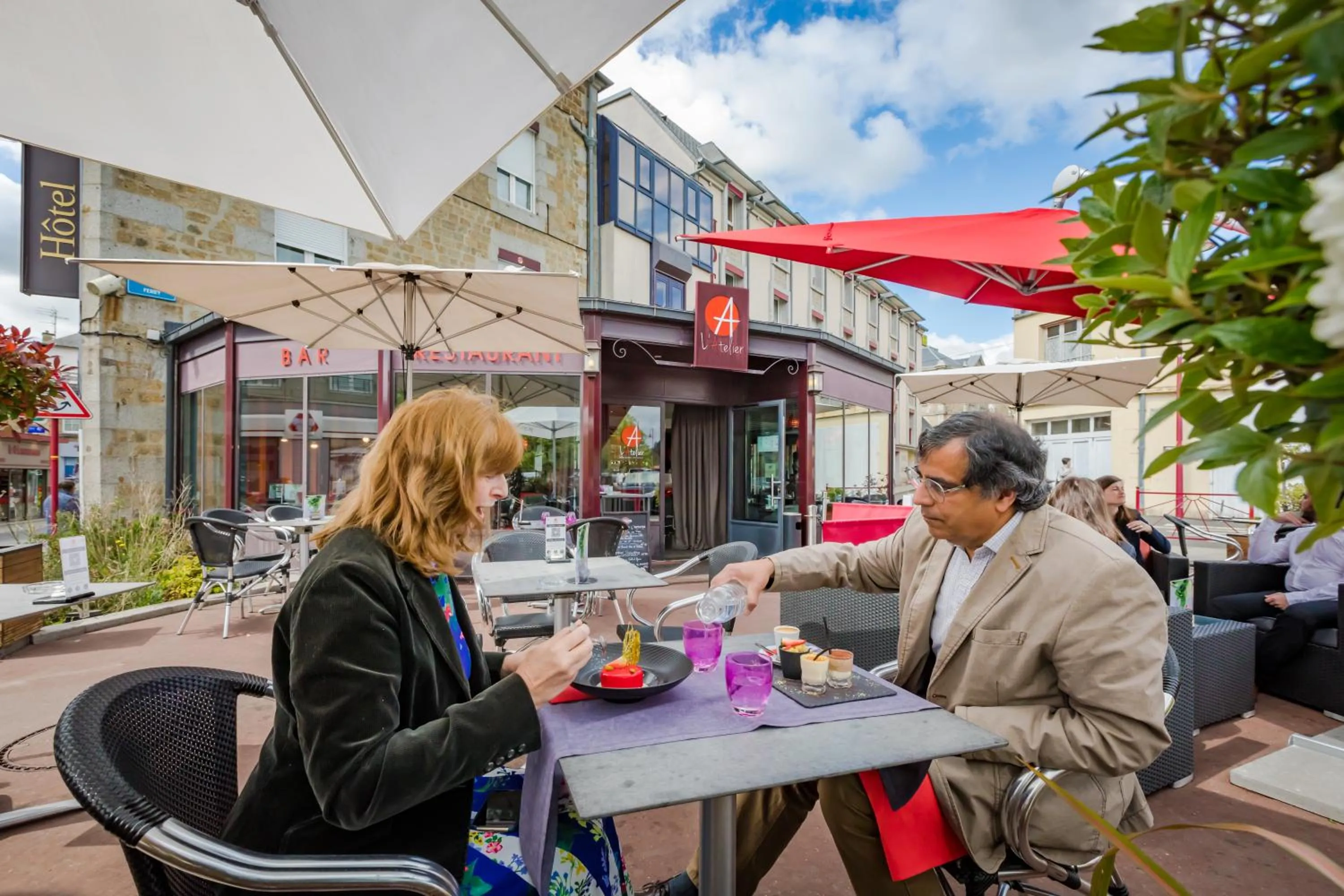 Property building in Logis Hôtel Restaurant Le Fruitier