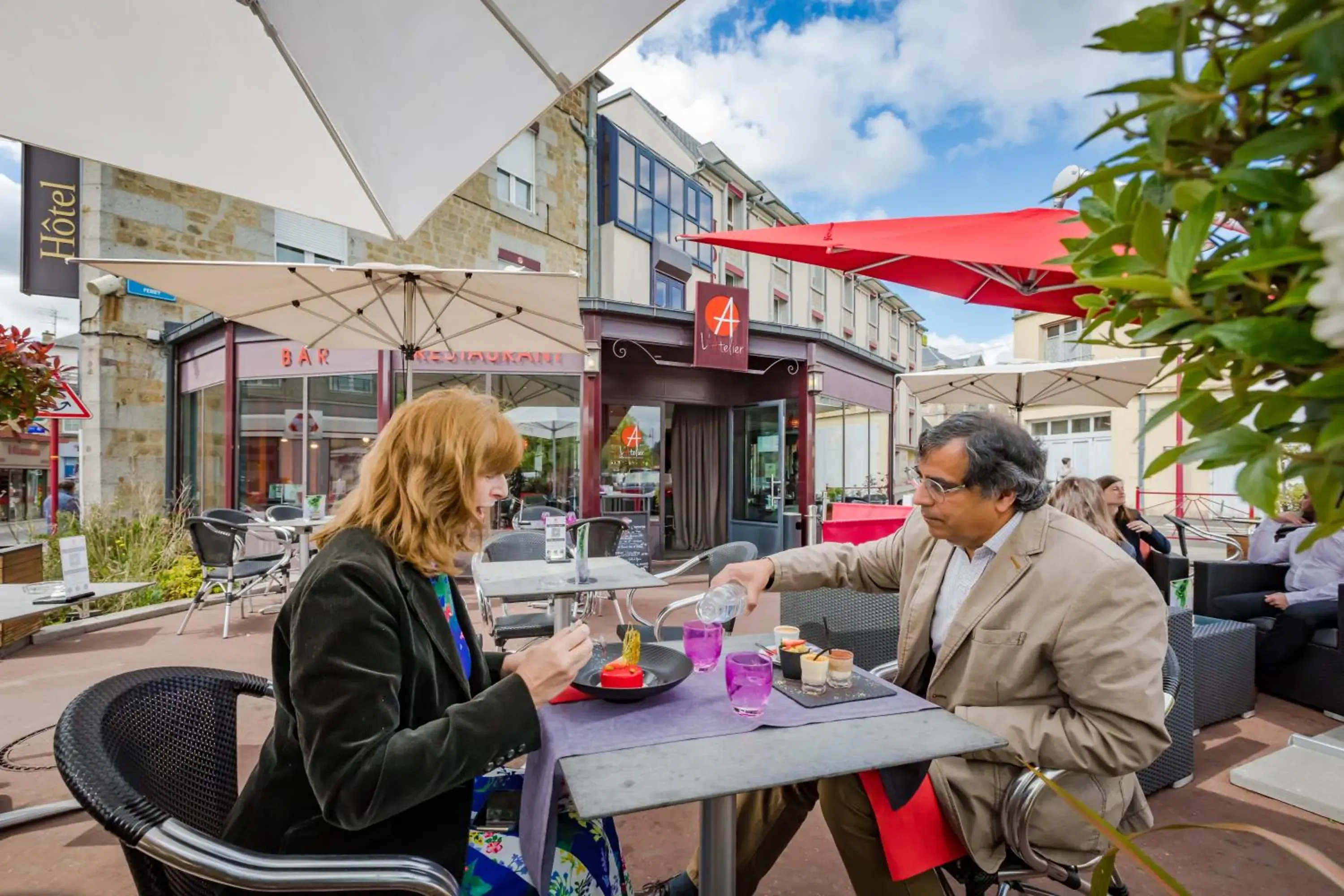 Property building in Logis Hôtel Restaurant Le Fruitier Property building in Logis Hôtel Restaurant Le Fruitier