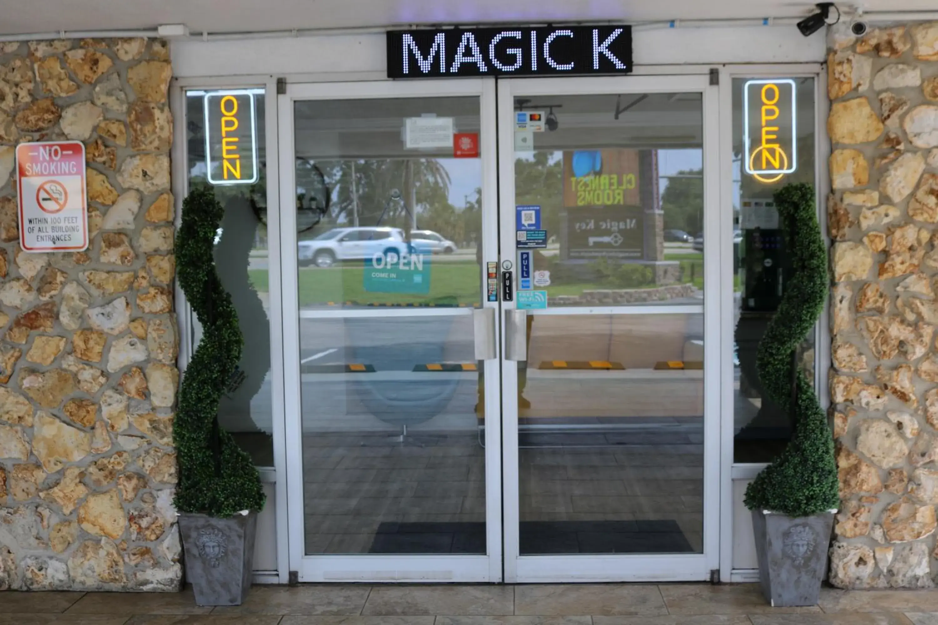 Facade/entrance in Magic Key - Near Disney Facade/entrance in Magic Key - Near Disney