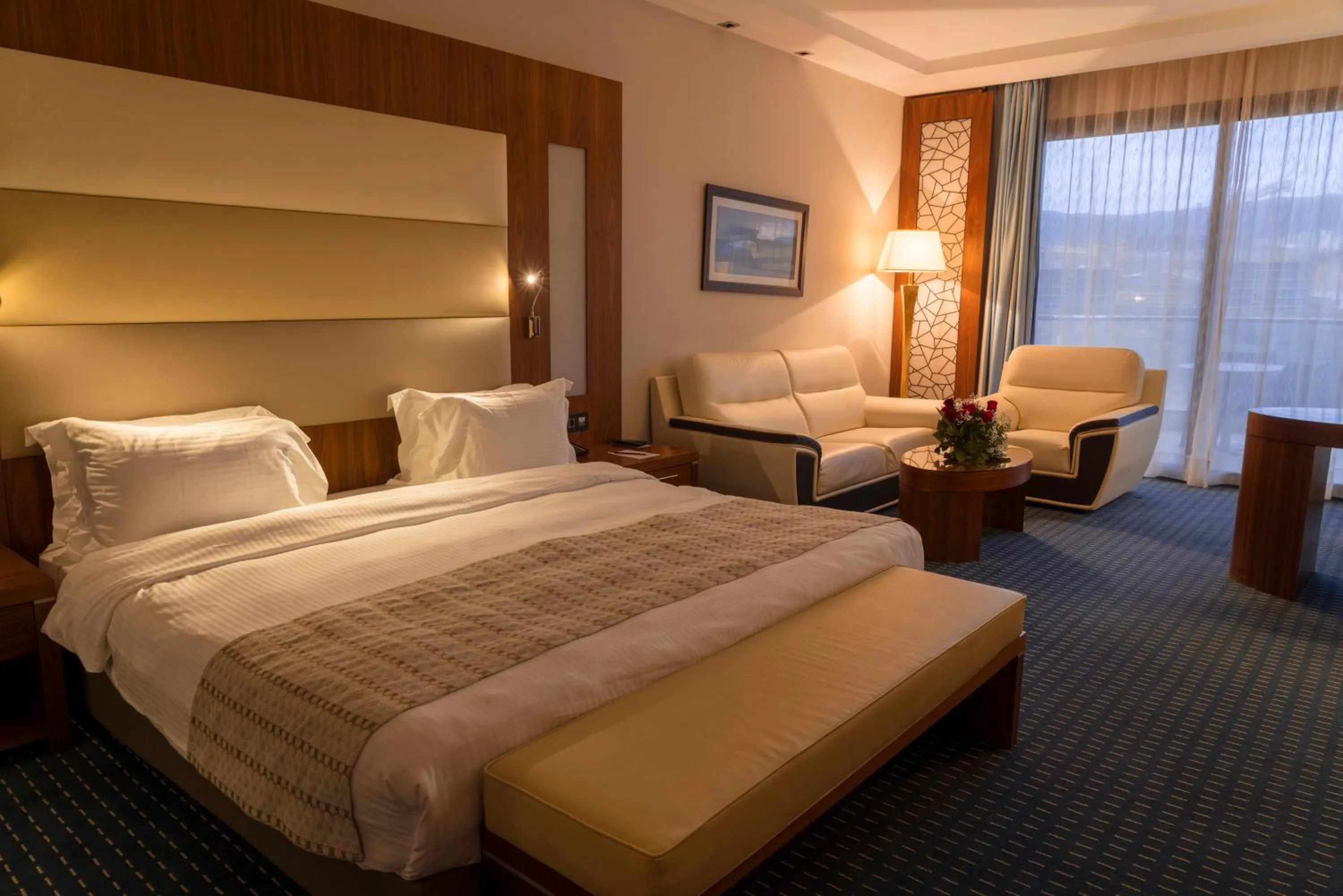 Photo of the whole room in Royal Tulip Skikda