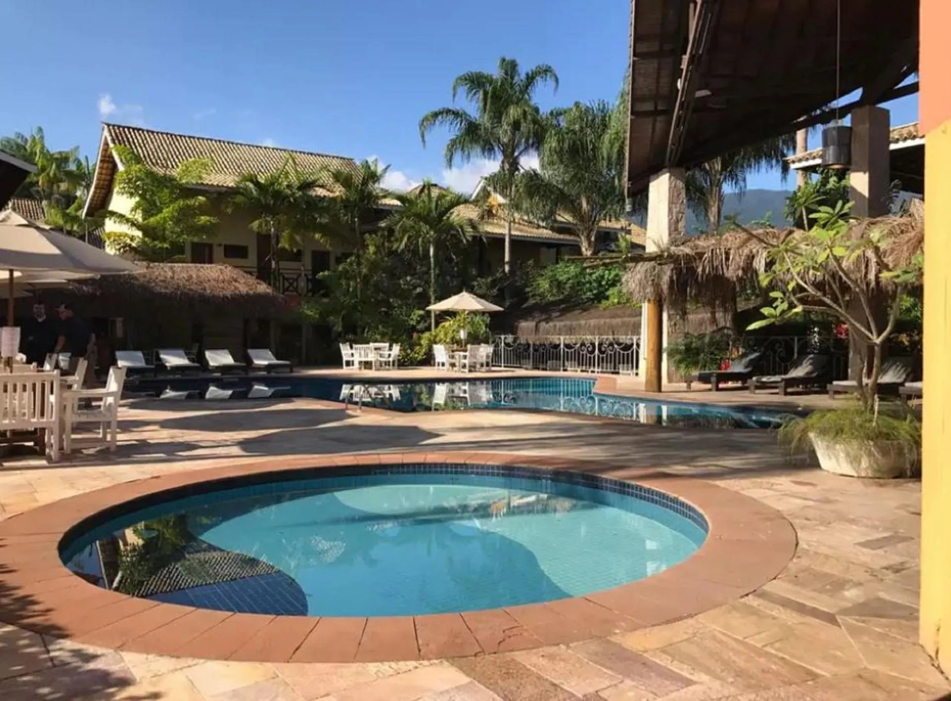 Pool view in Suite Ilhaflat