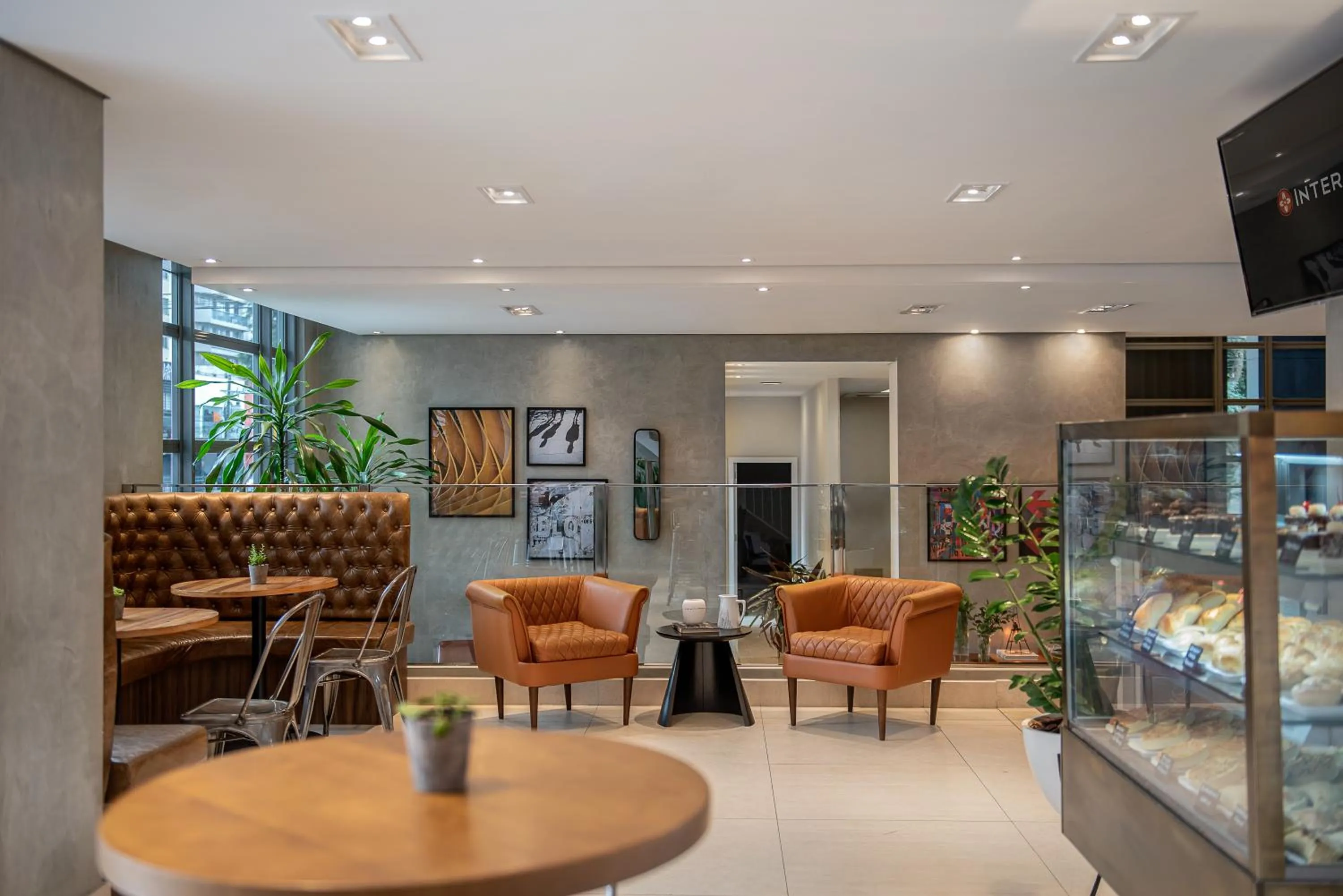 Lounge or bar in Intercity Curitiba Centro Cívico