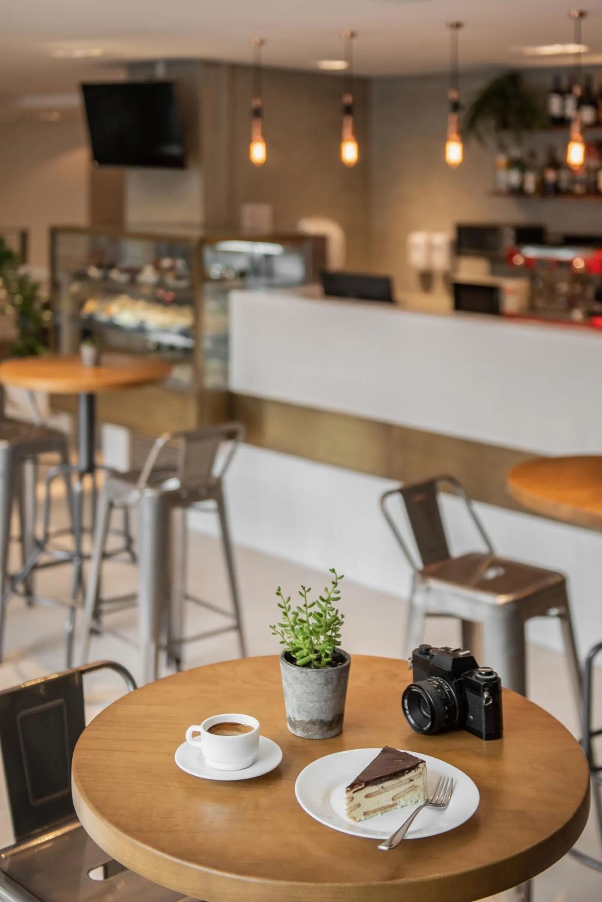 Lounge or bar in Intercity Curitiba Centro Cívico