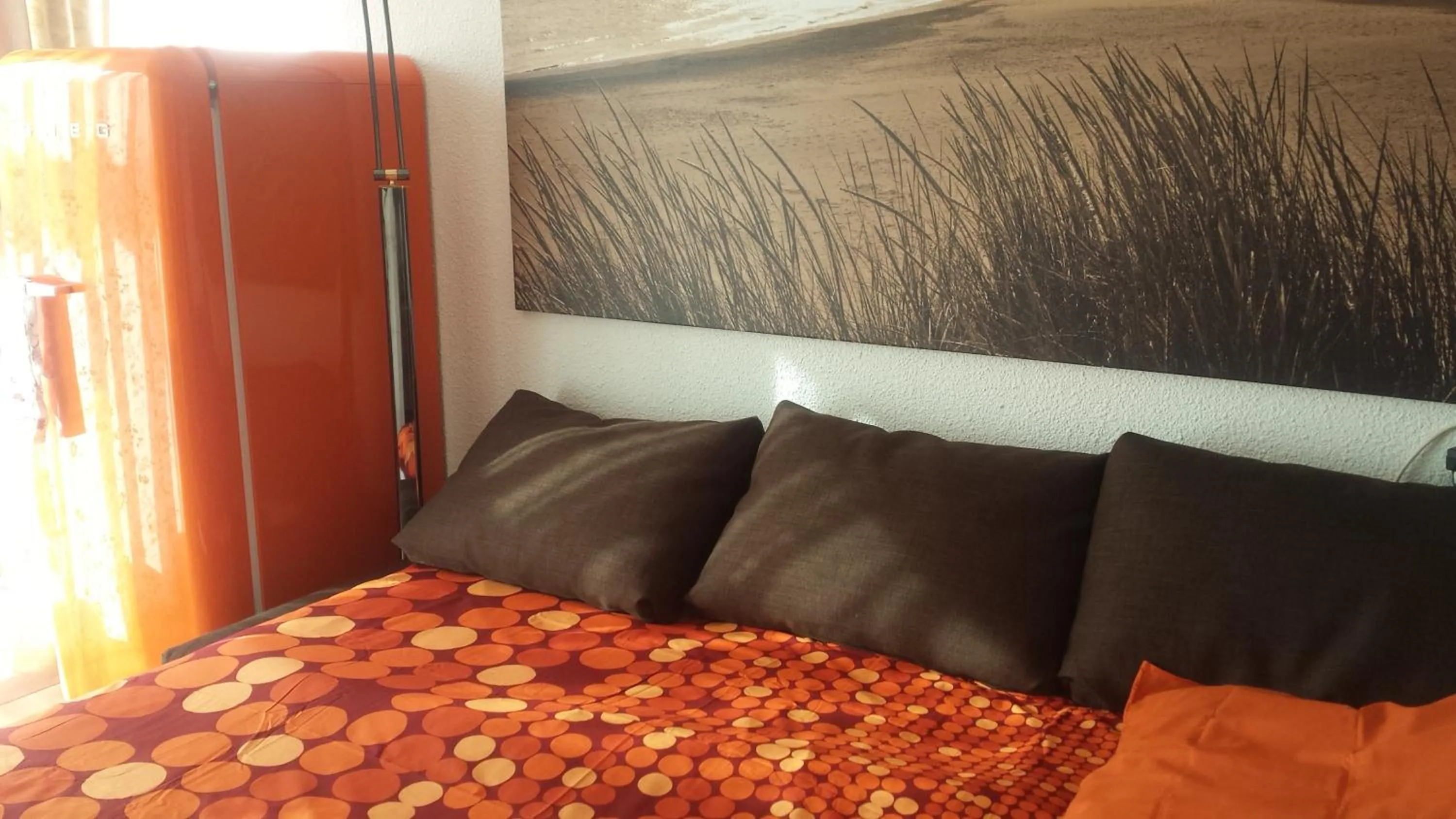 Bed in Au Coeur du Village Naturiste