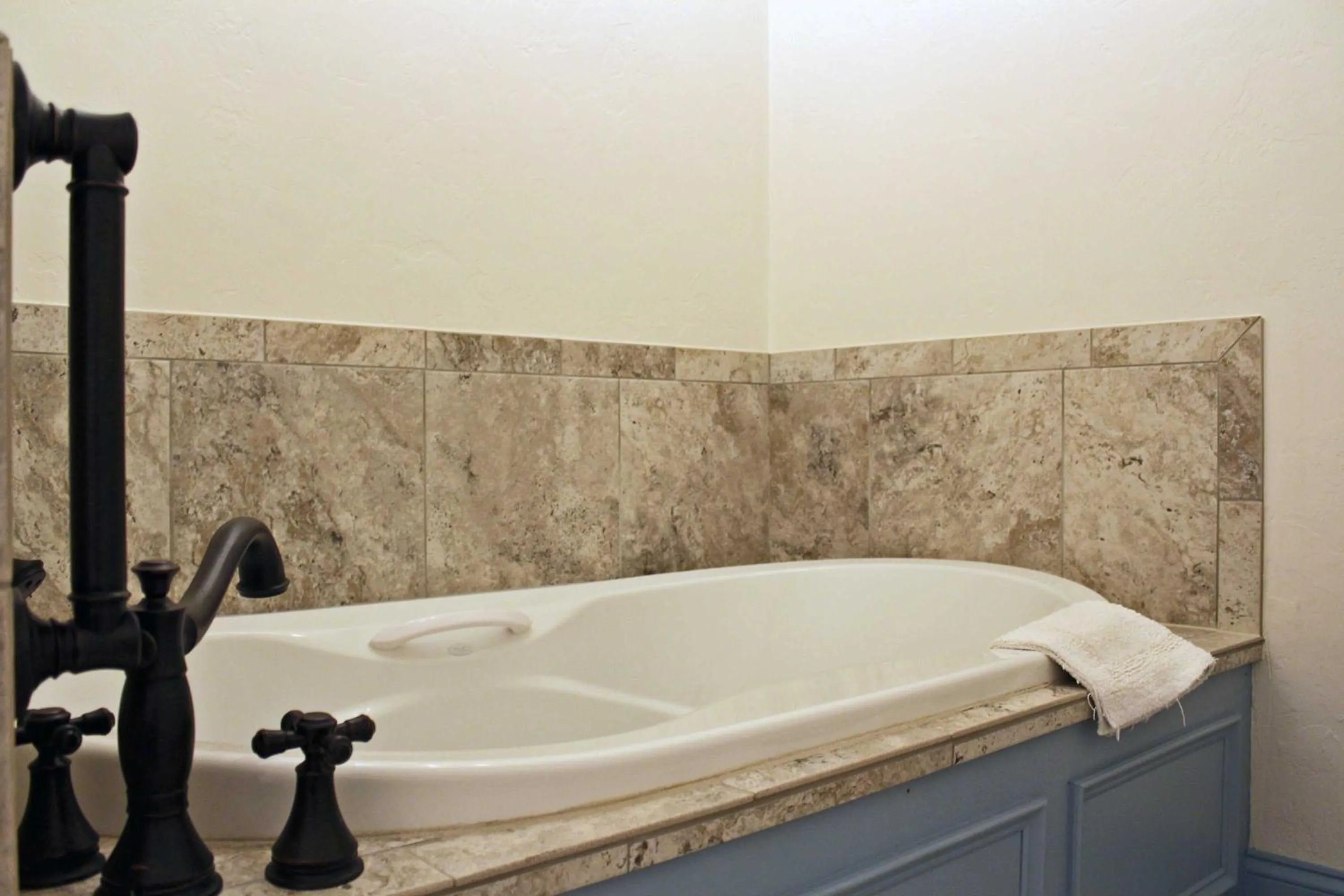 Bathroom in Gettysburg Battlefield Bed & Breakfast Inn