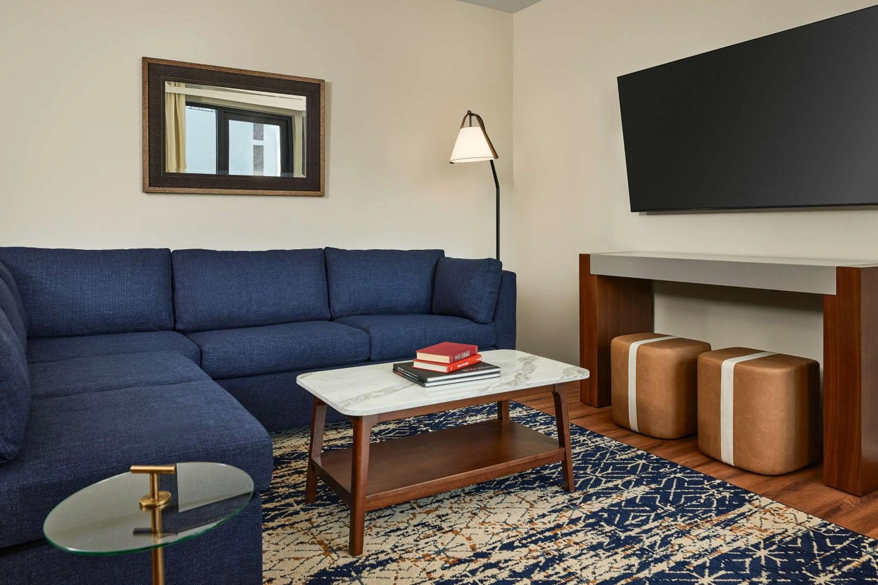 Living room in The Bankers Alley Hotel Nashville, Tapestry Collection by Hilton