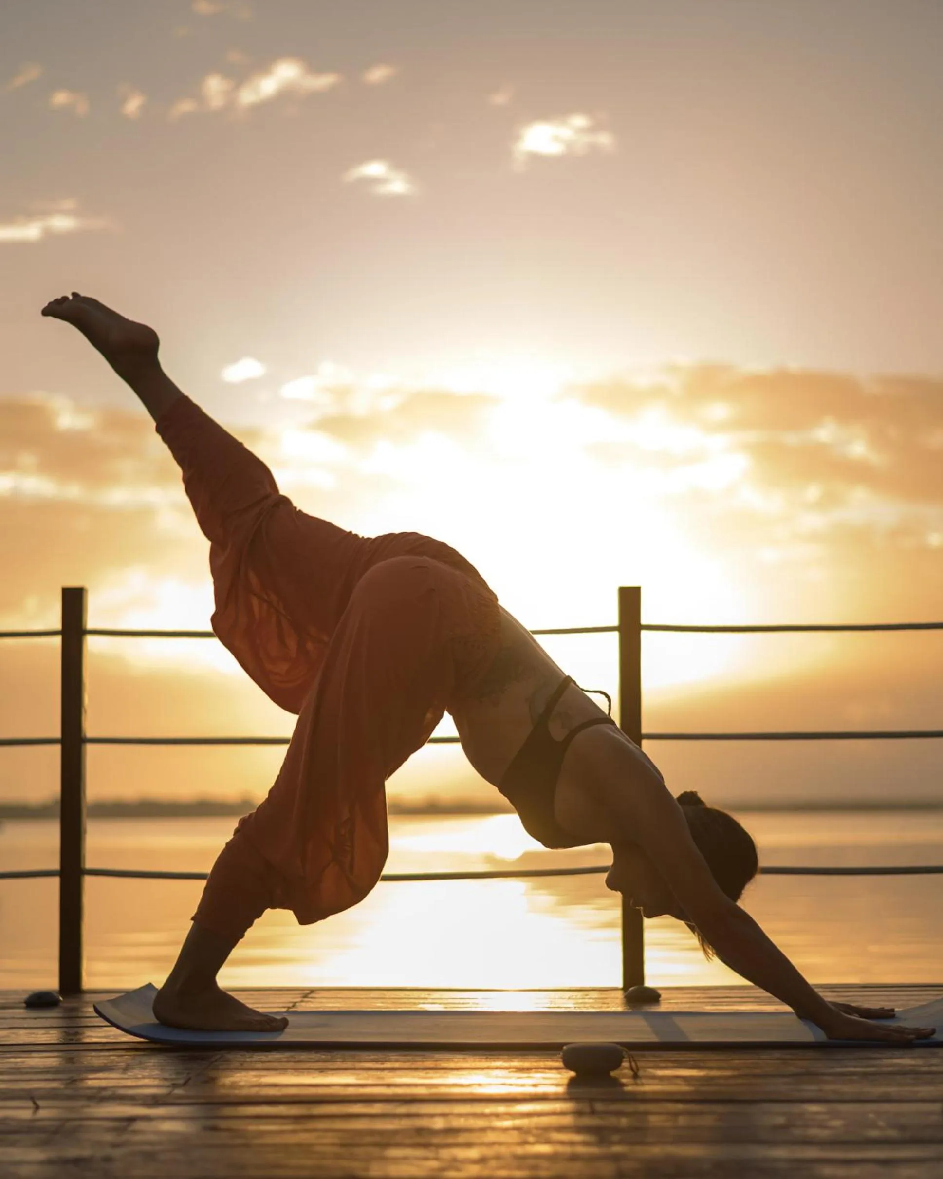 People in The Yak Lake House - Hostal Bacalar