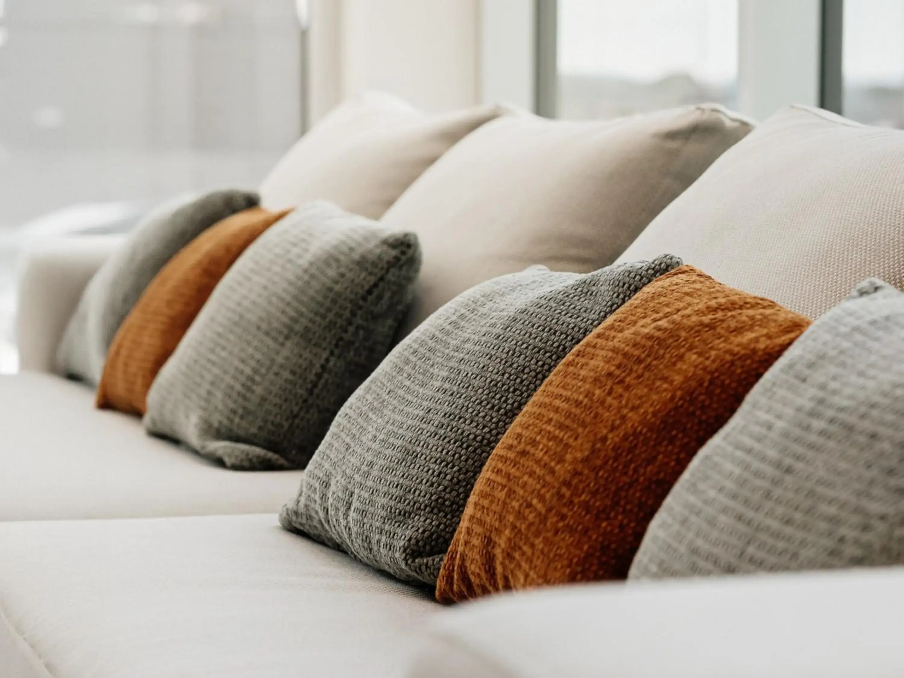 Lobby or reception, Bed in OTL Gouverneur Sherbrooke Lobby or reception, Bed in OTL Gouverneur Sherbrooke