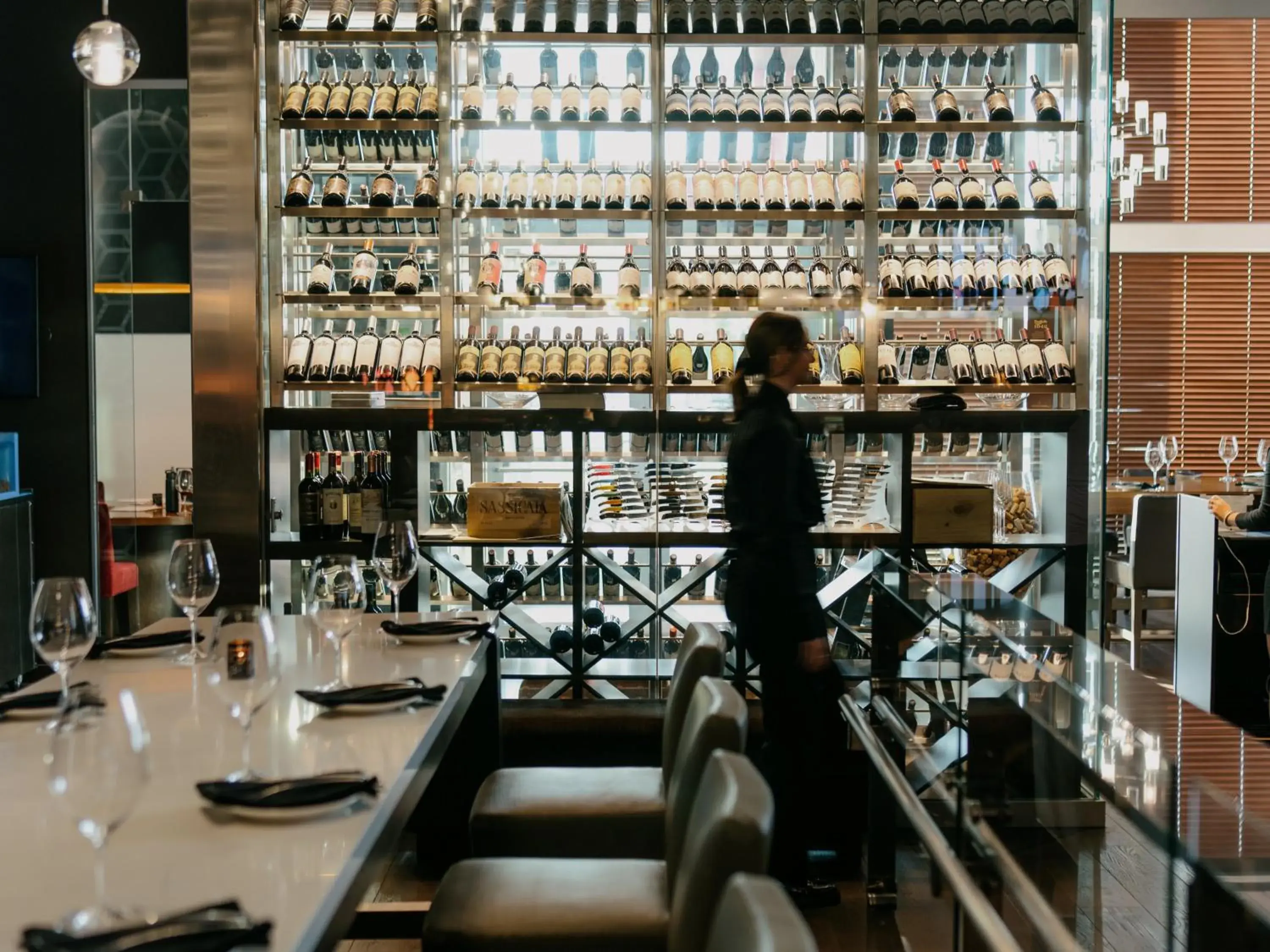 Restaurant/places to eat in OTL Gouverneur Sherbrooke Restaurant/places to eat in OTL Gouverneur Sherbrooke