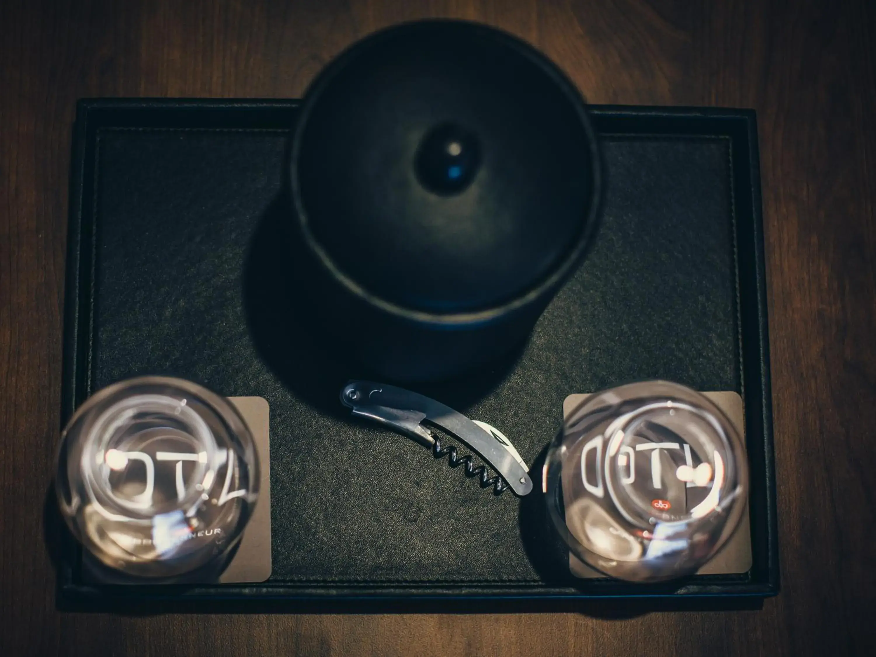 Bedroom in OTL Gouverneur Sherbrooke Bedroom in OTL Gouverneur Sherbrooke