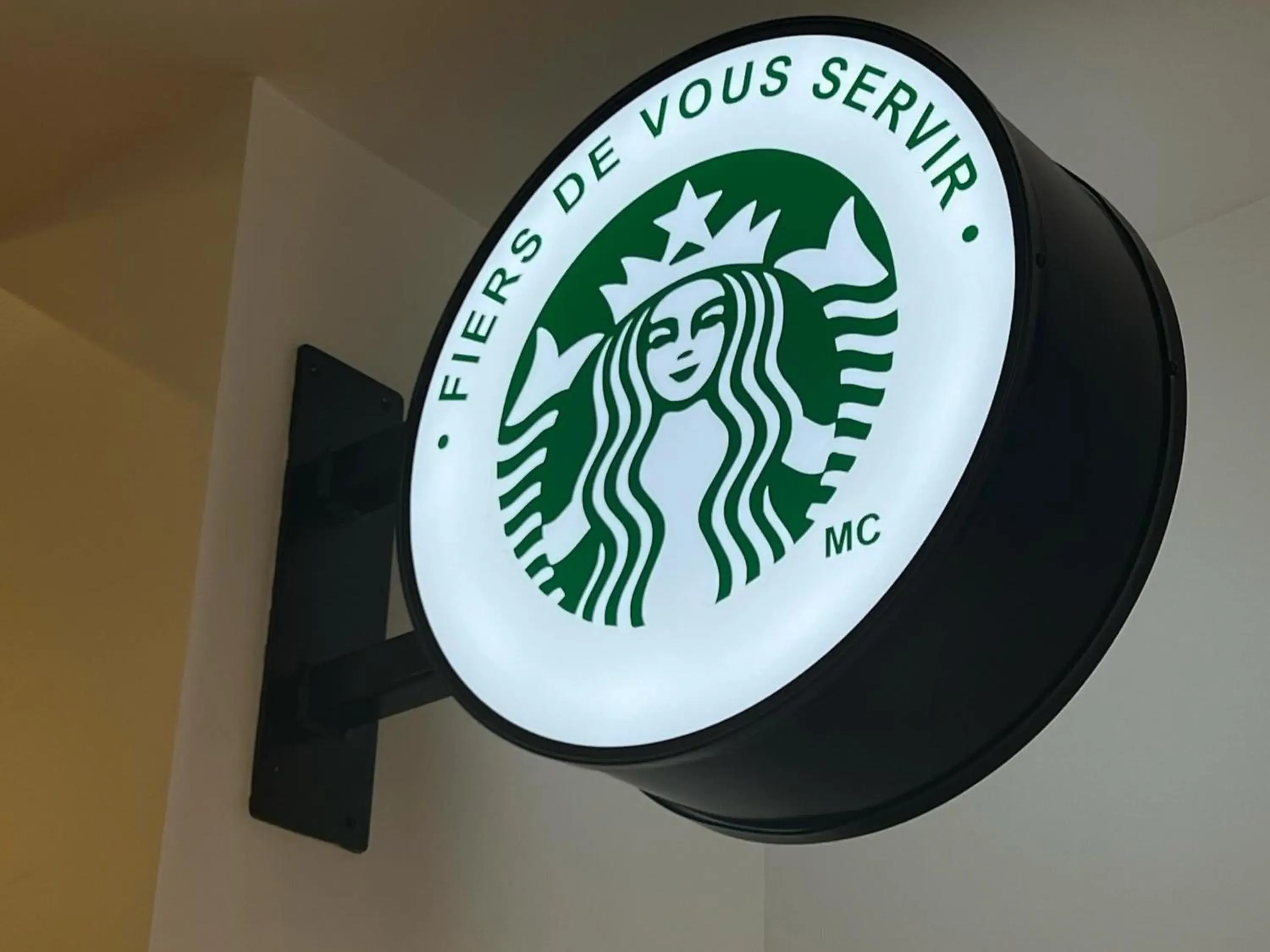 Breakfast in OTL Gouverneur Sherbrooke Breakfast in OTL Gouverneur Sherbrooke