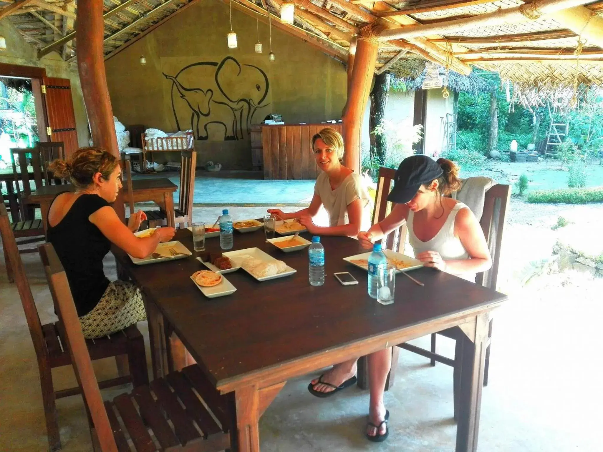 Restaurant/places to eat in Kandy Cabana Restaurant/places to eat in Kandy Cabana