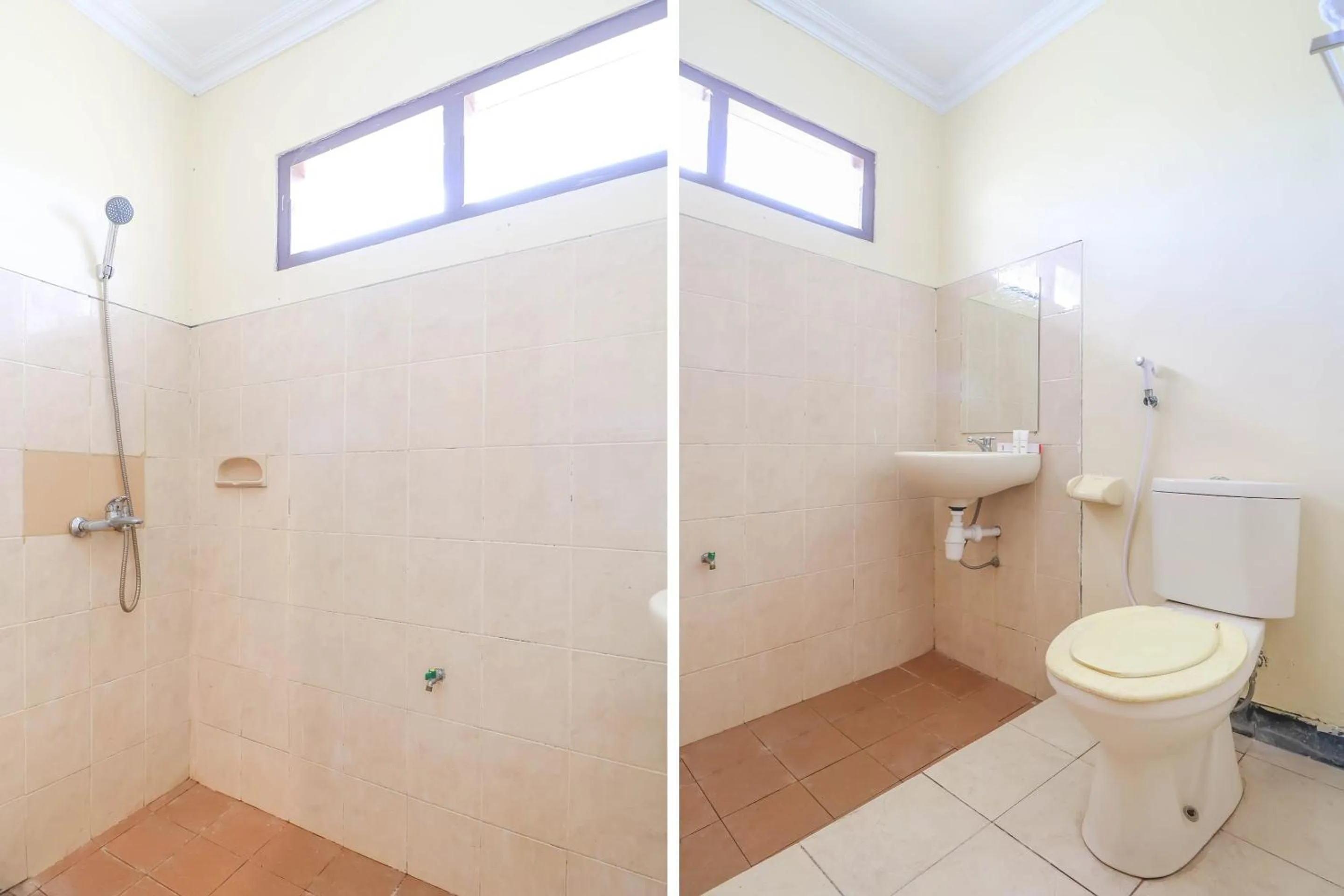 Bathroom in Super OYO 1654 Maha Bharata Kuta Inn