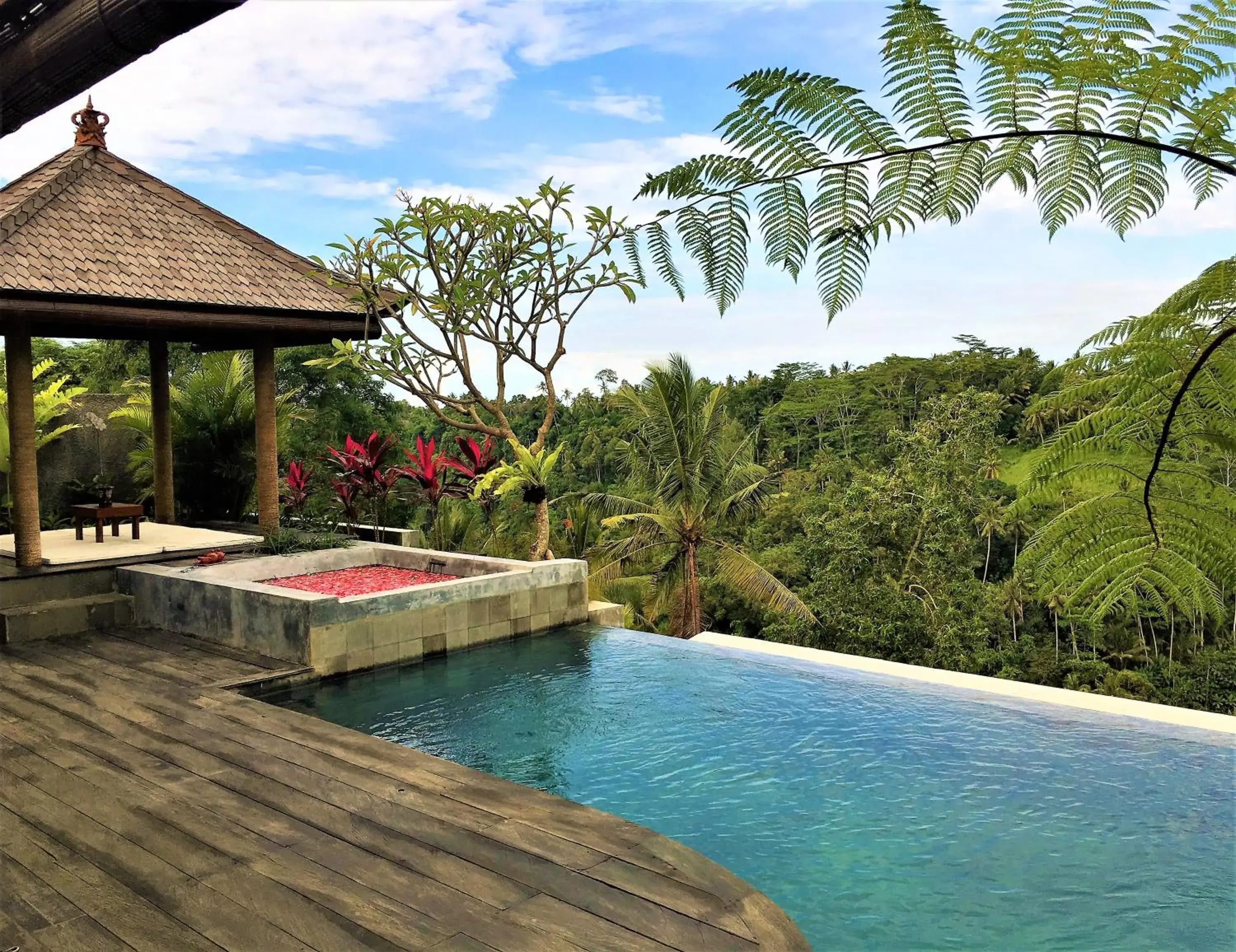 Ayuterra Two-Bedroom Panoramic Villa with Private Pool and Jacuzzi in Ayuterra Resort Ayuterra Two-Bedroom Panoramic Villa with Private Pool and Jacuzzi in Ayuterra Resort