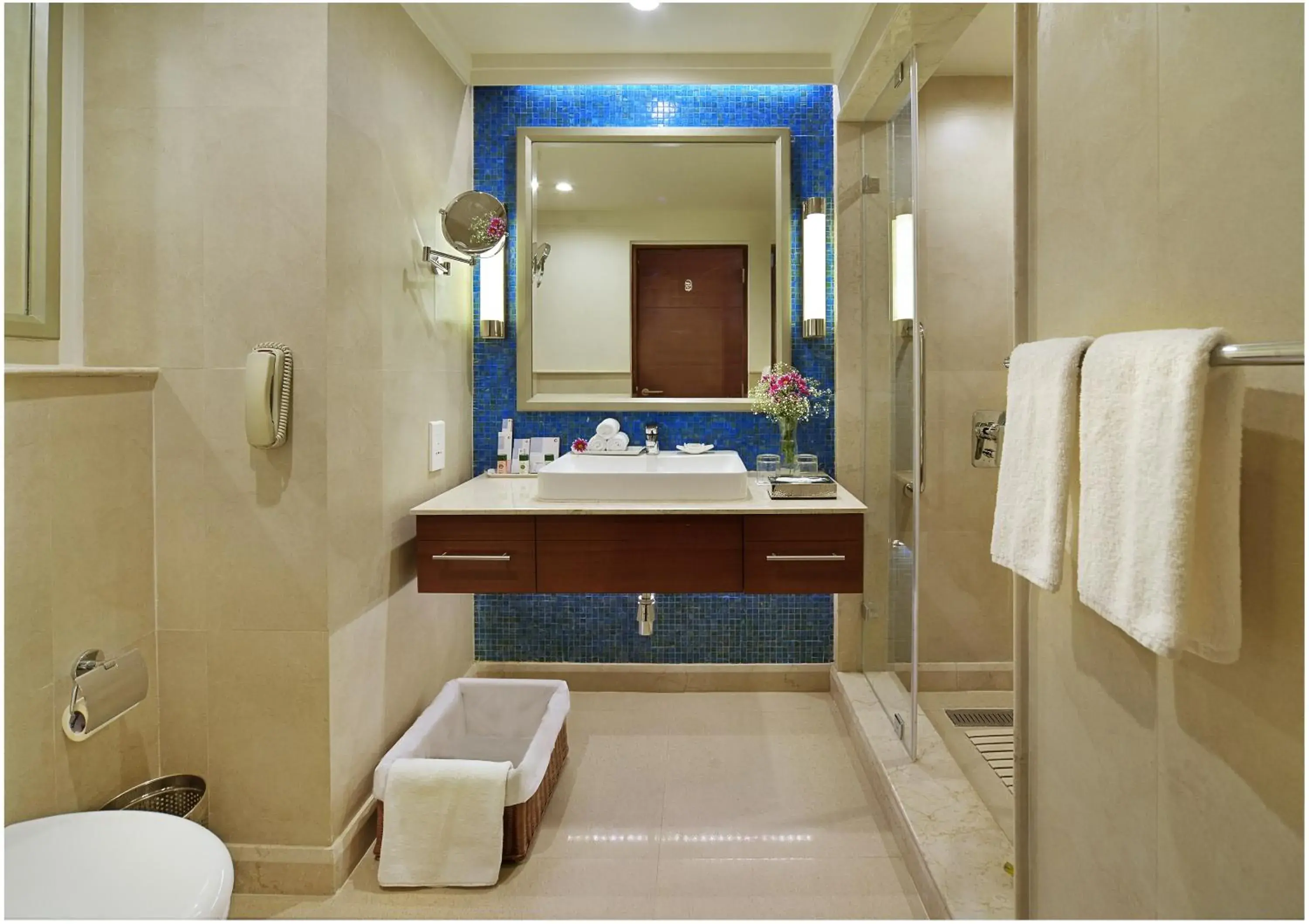 Bathroom in Fortune Miramar, Goa - Member ITC Hotels' Group Bathroom in Fortune Miramar, Goa - Member ITC Hotels' Group