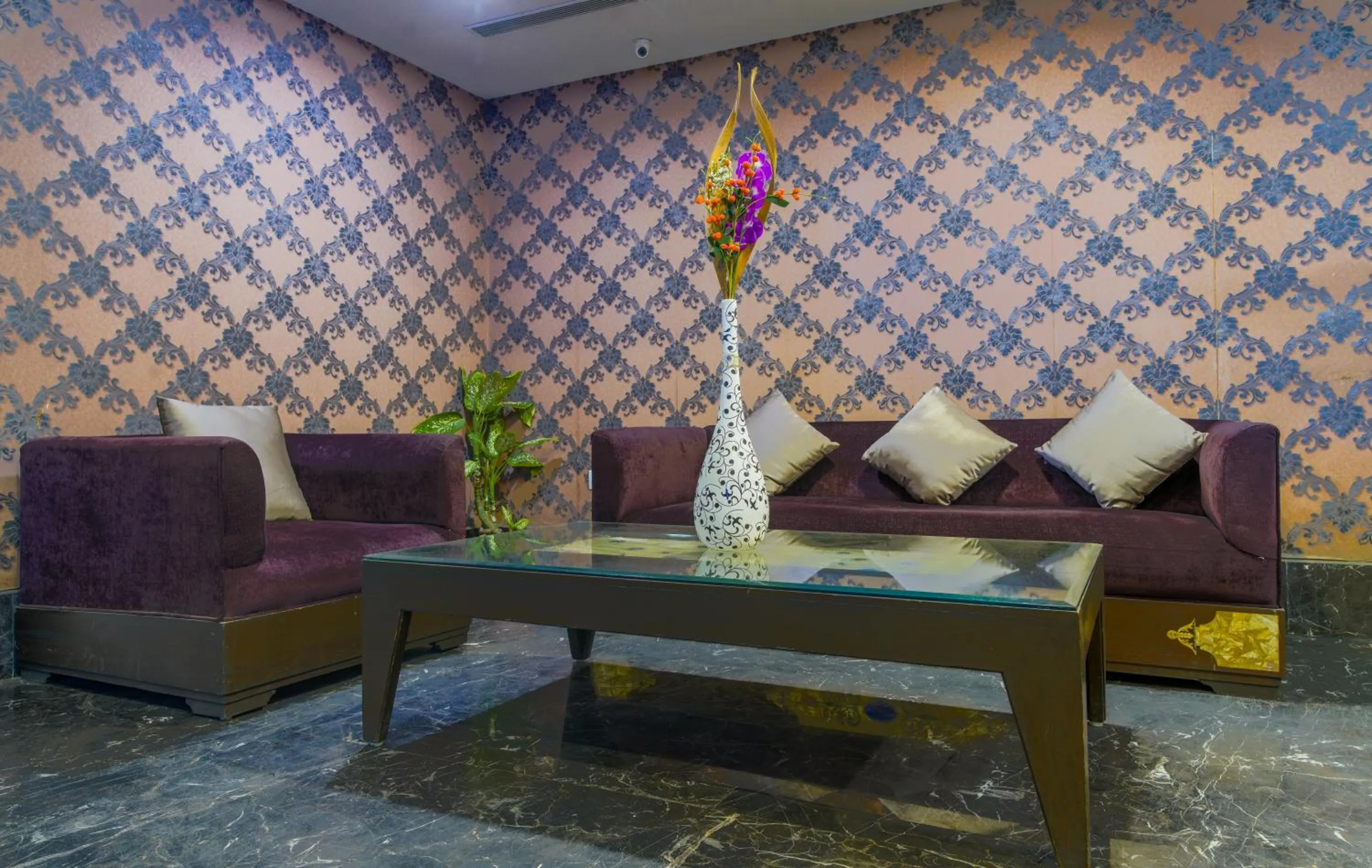 Gis Select Banjara Hill