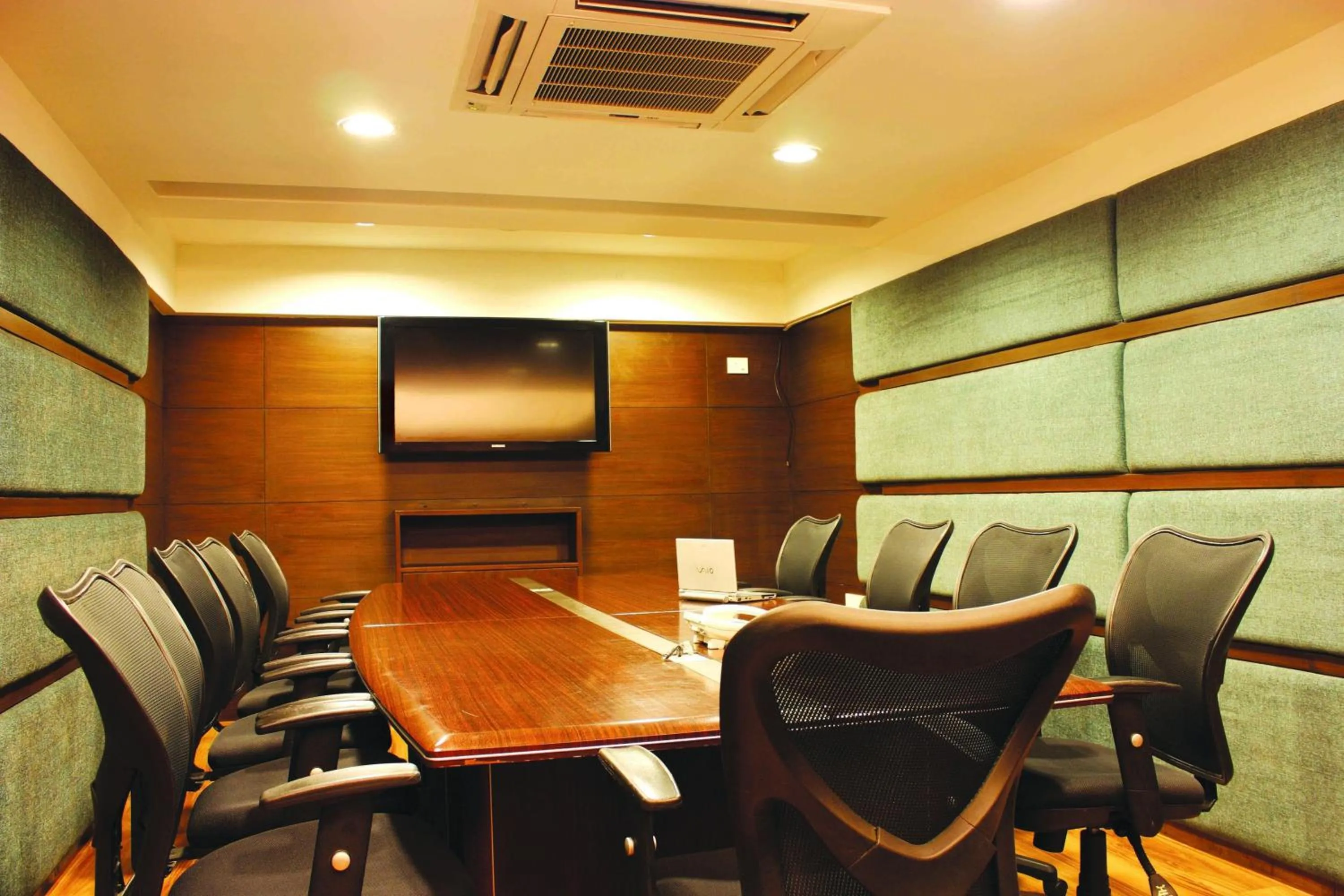 Meeting/conference room in Gis Select Banjara Hill