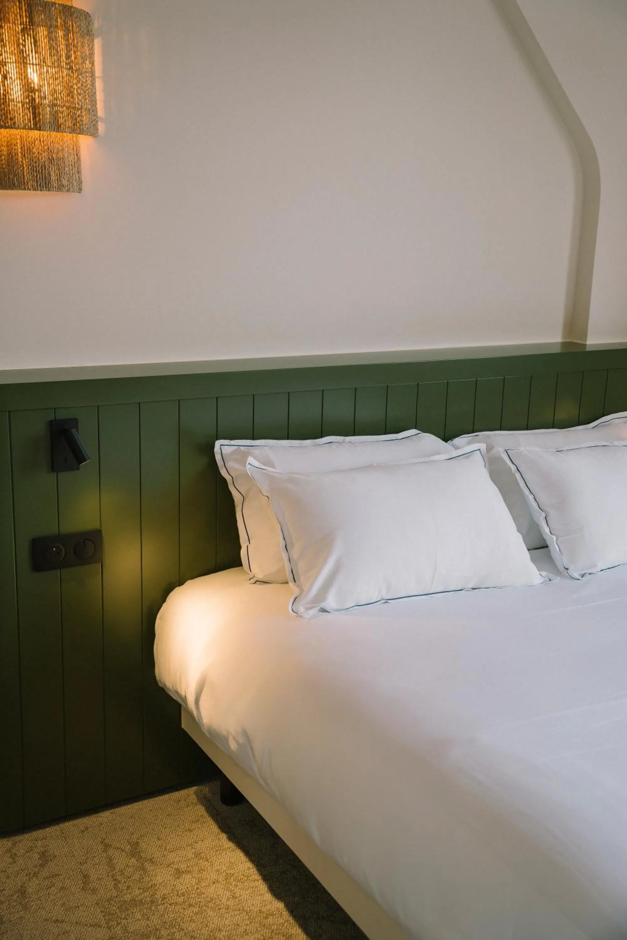 Standard Double Room in Hôtel Les Grands Voyageurs