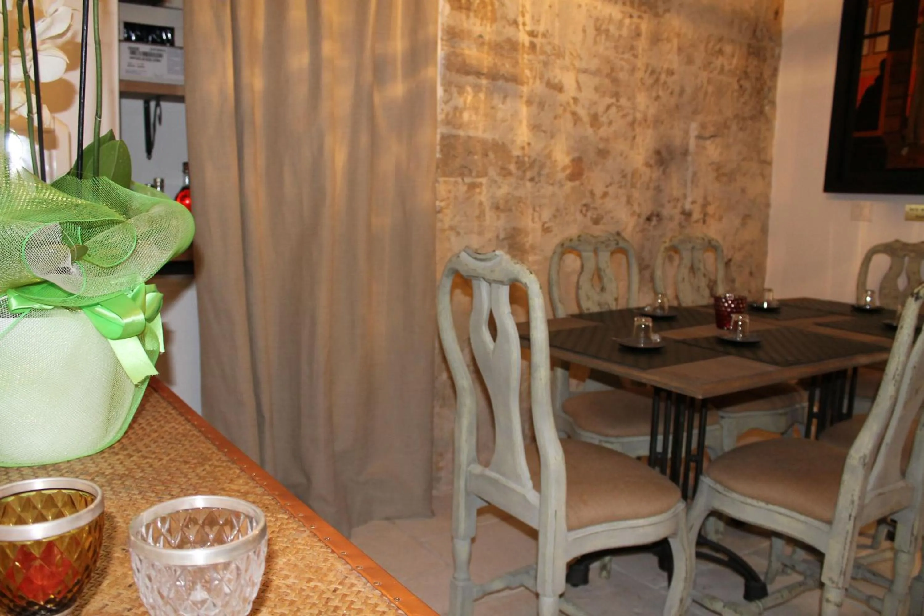 Communal lounge/ TV room in Torre Tresca B&B