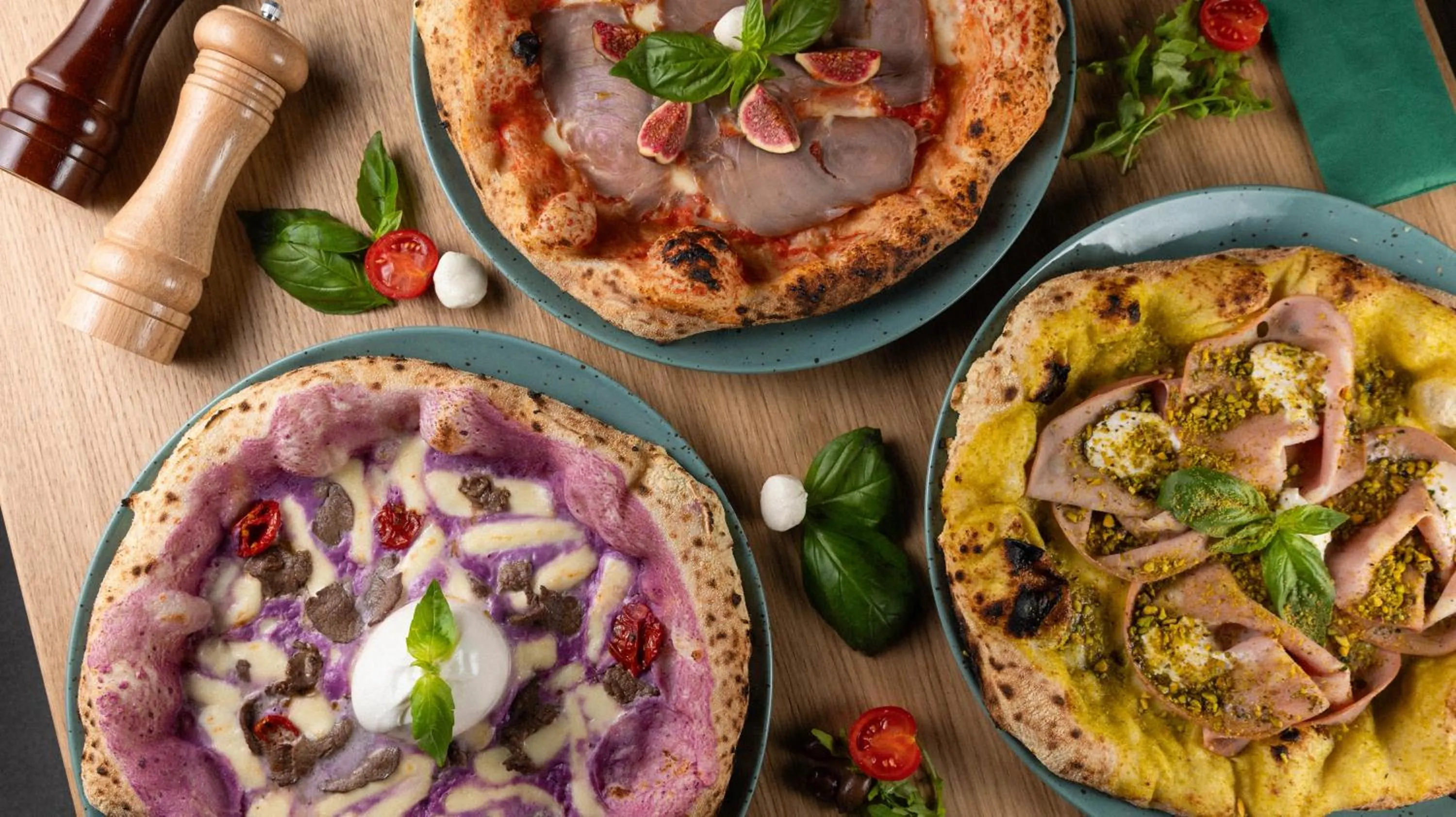 Restaurant/places to eat in Hotel Aristos