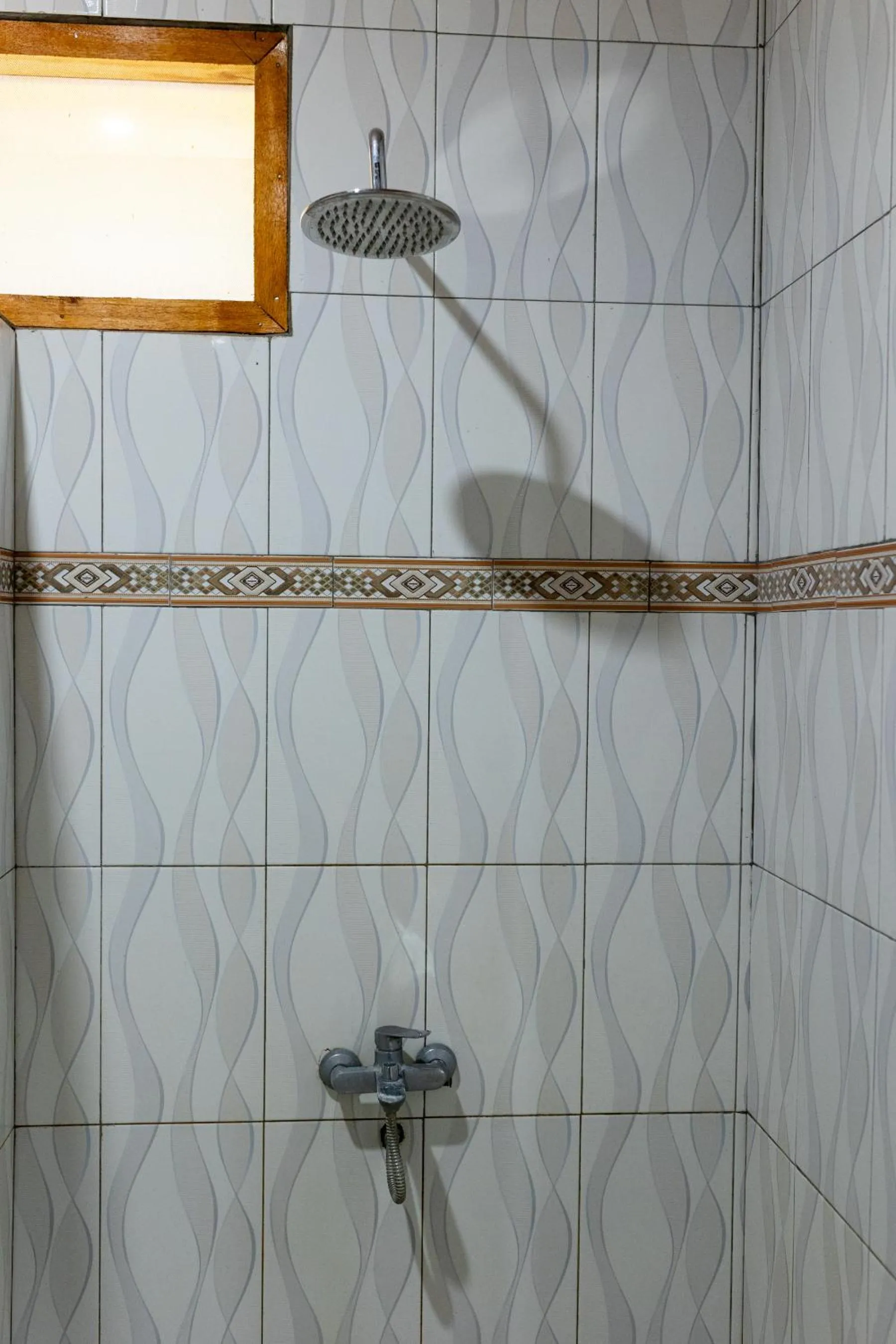 Shower in Gokhon Guest House