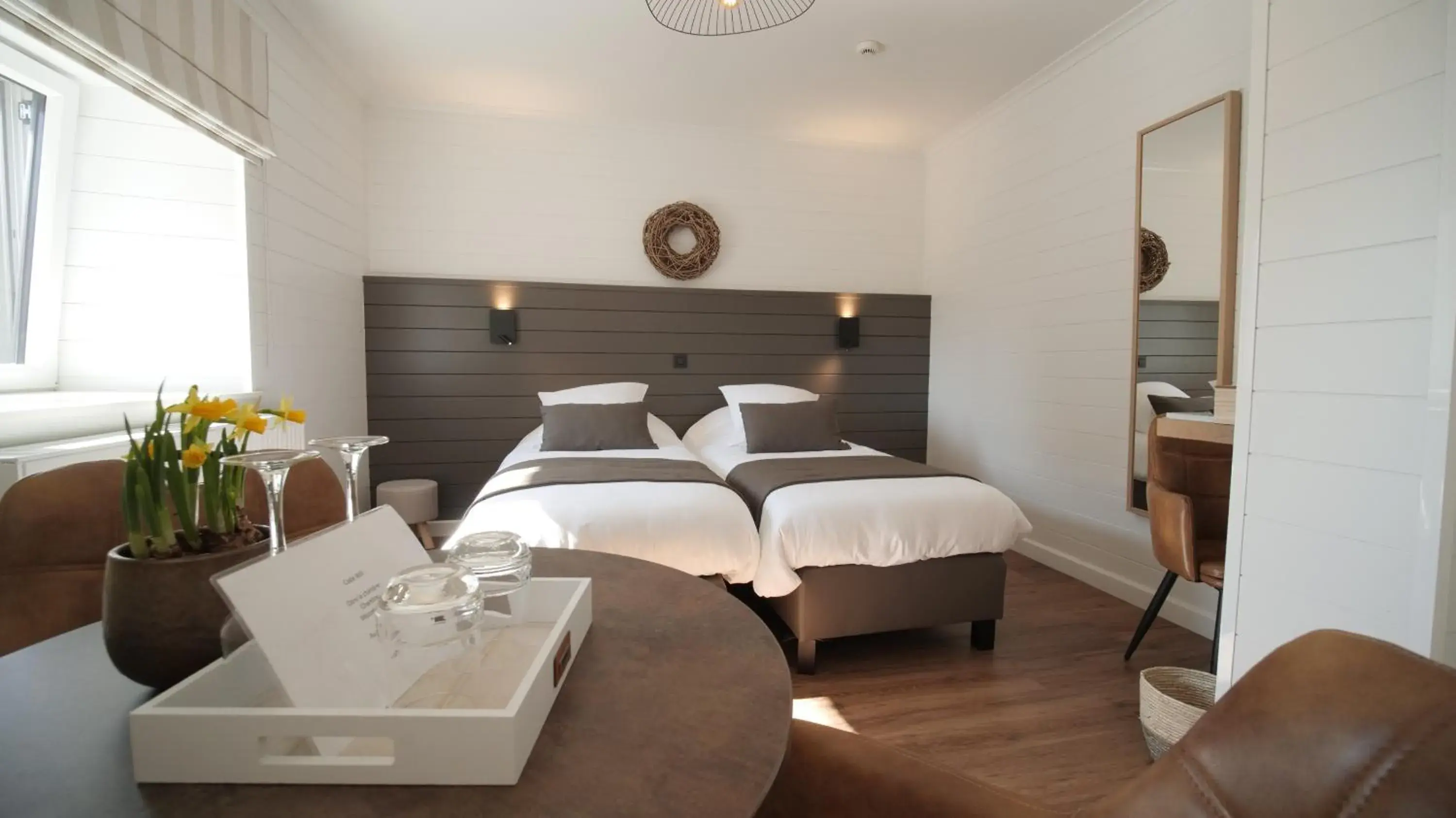 Superior Twin Room in Auberge la Hutte Lurette Superior Twin Room in Auberge la Hutte Lurette