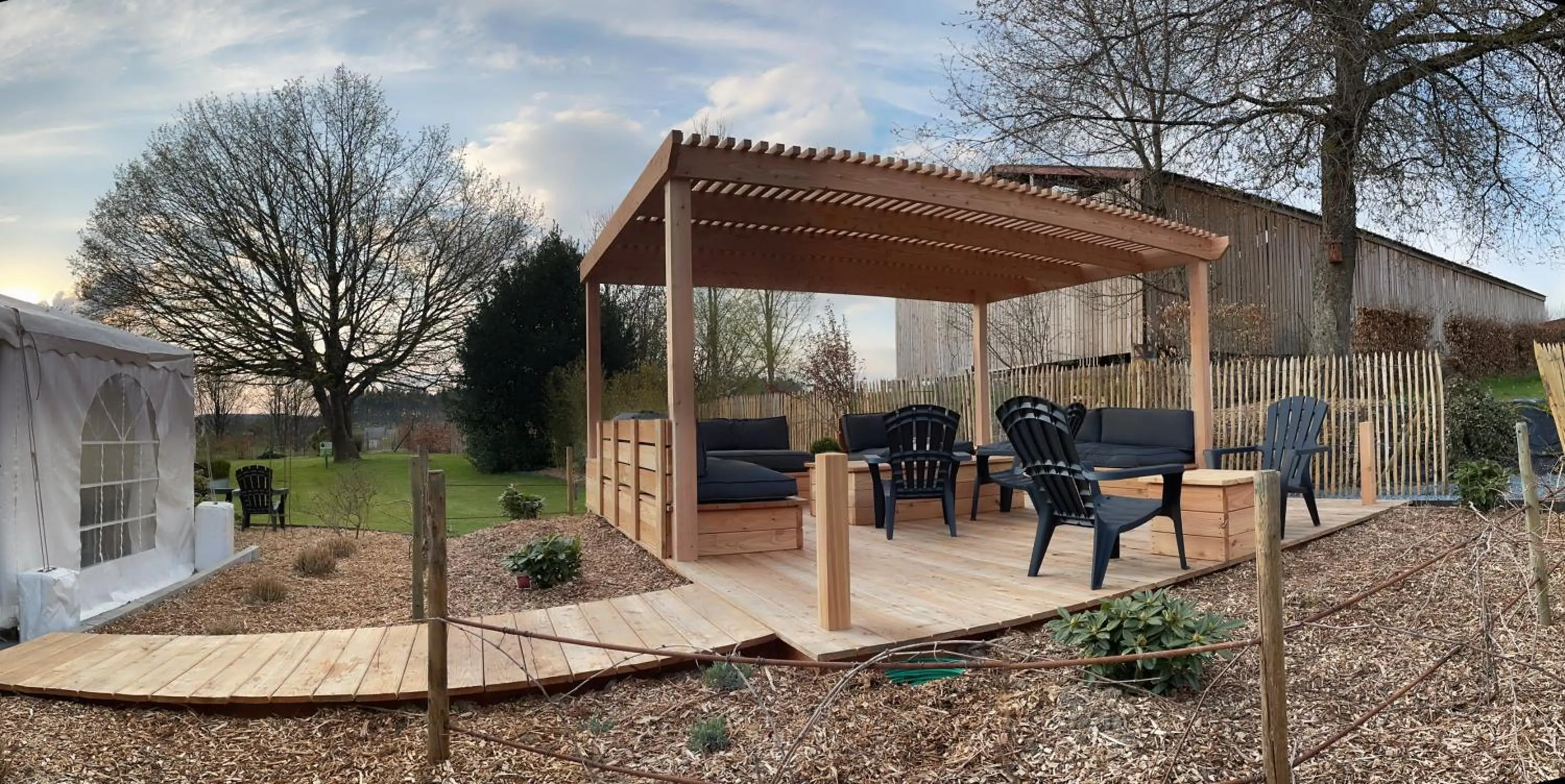 Patio in Auberge la Hutte Lurette